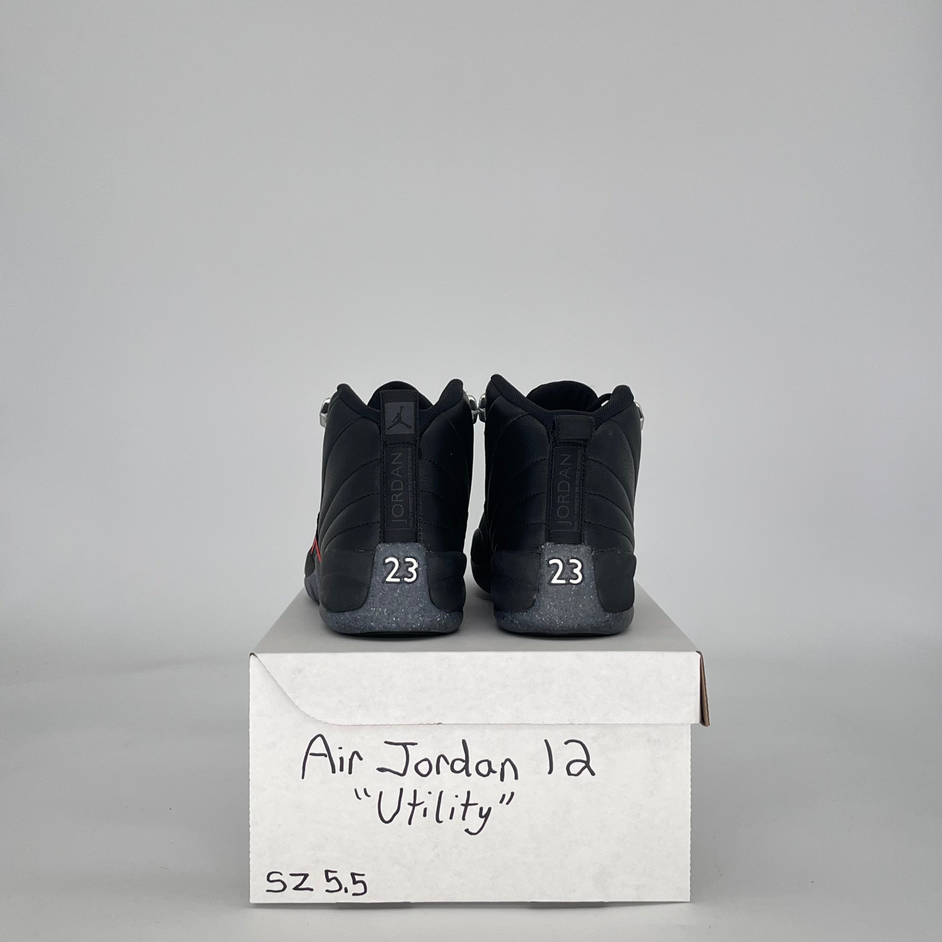 AIR JORDAN 12 UTILITY DM5204-006 SIZE 5.5/7W GS