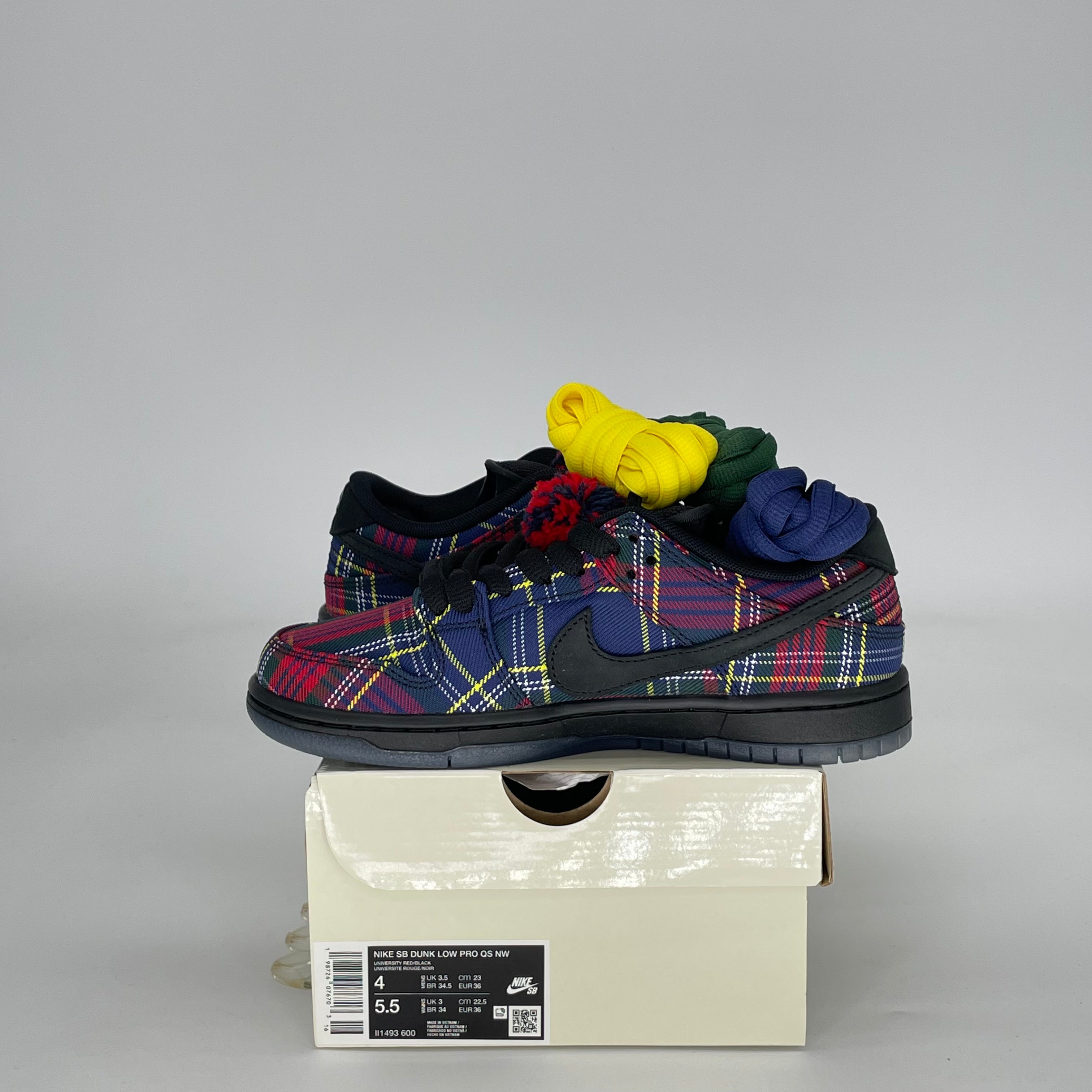 NIKE SB DUNK LOW NARDWUAR II1493-600 SIZE 4/5.5W GS