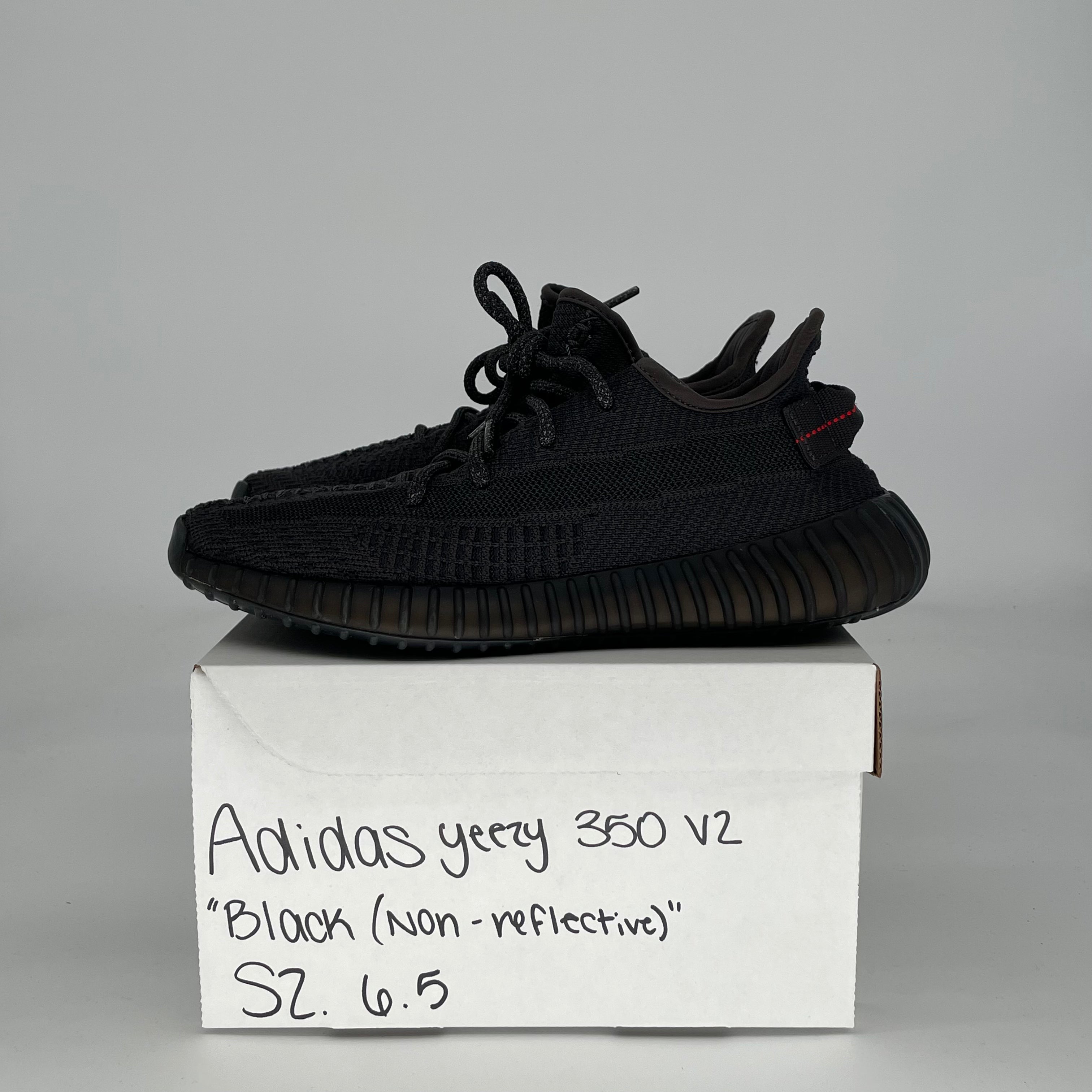 ADIDAS YEEZY 350 V2 BLACK (NON-REFLECTIVE) FU9006 SIZE 6.5/8W