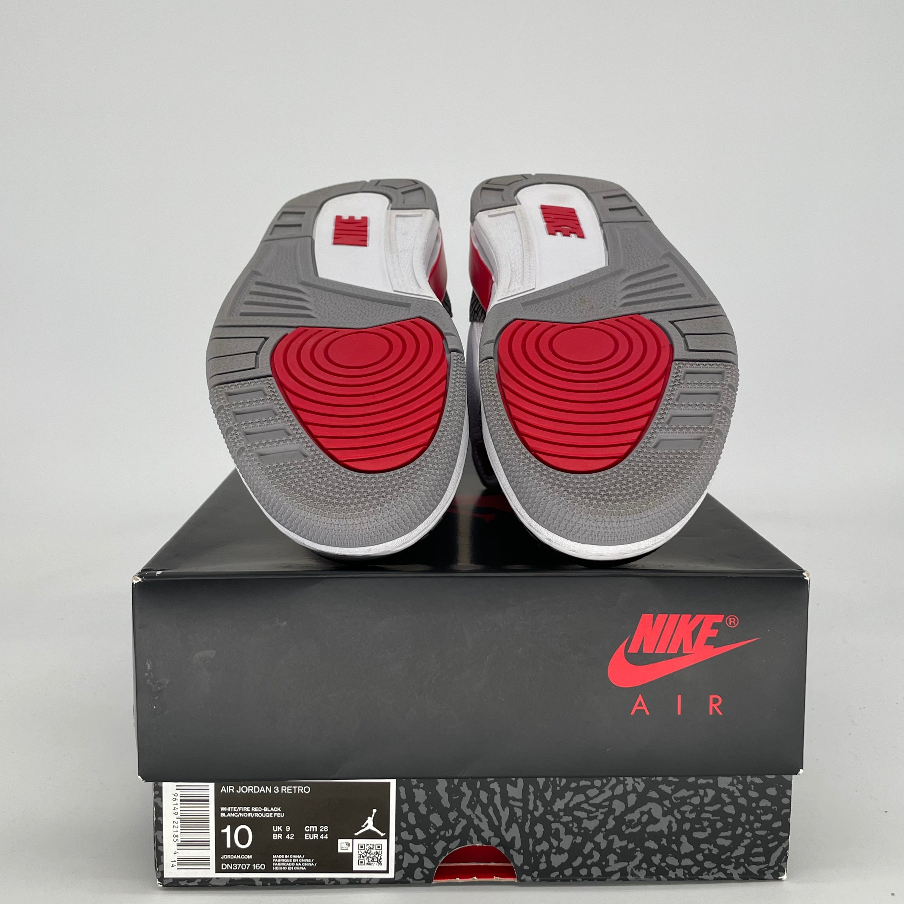 AIR JORDAN 3 FIRE RED DN3707-160 SIZE 10/11.5W