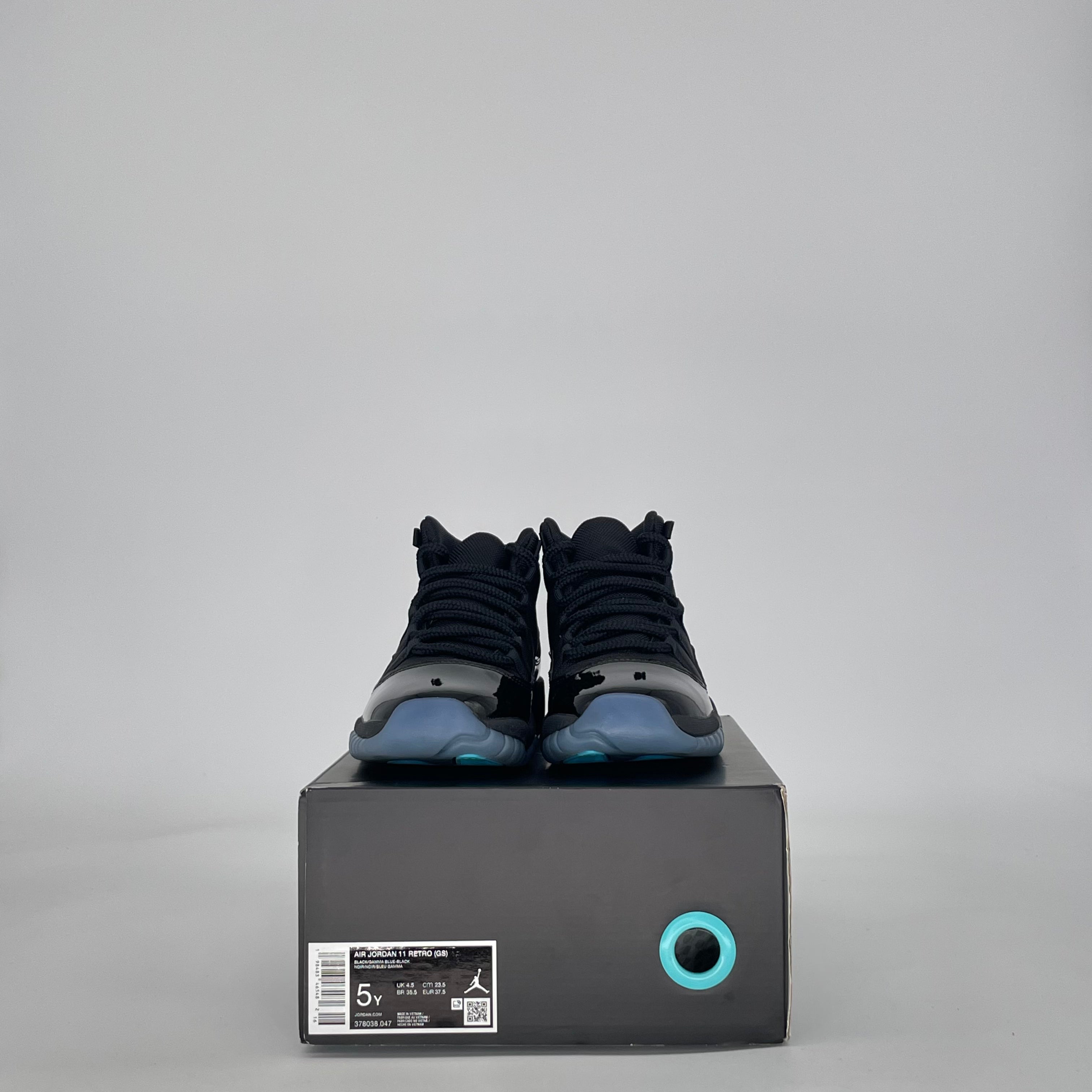 AIR JORDAN 11 GAMMA BLUE 378038-047 SIZE 5/6.5W GS