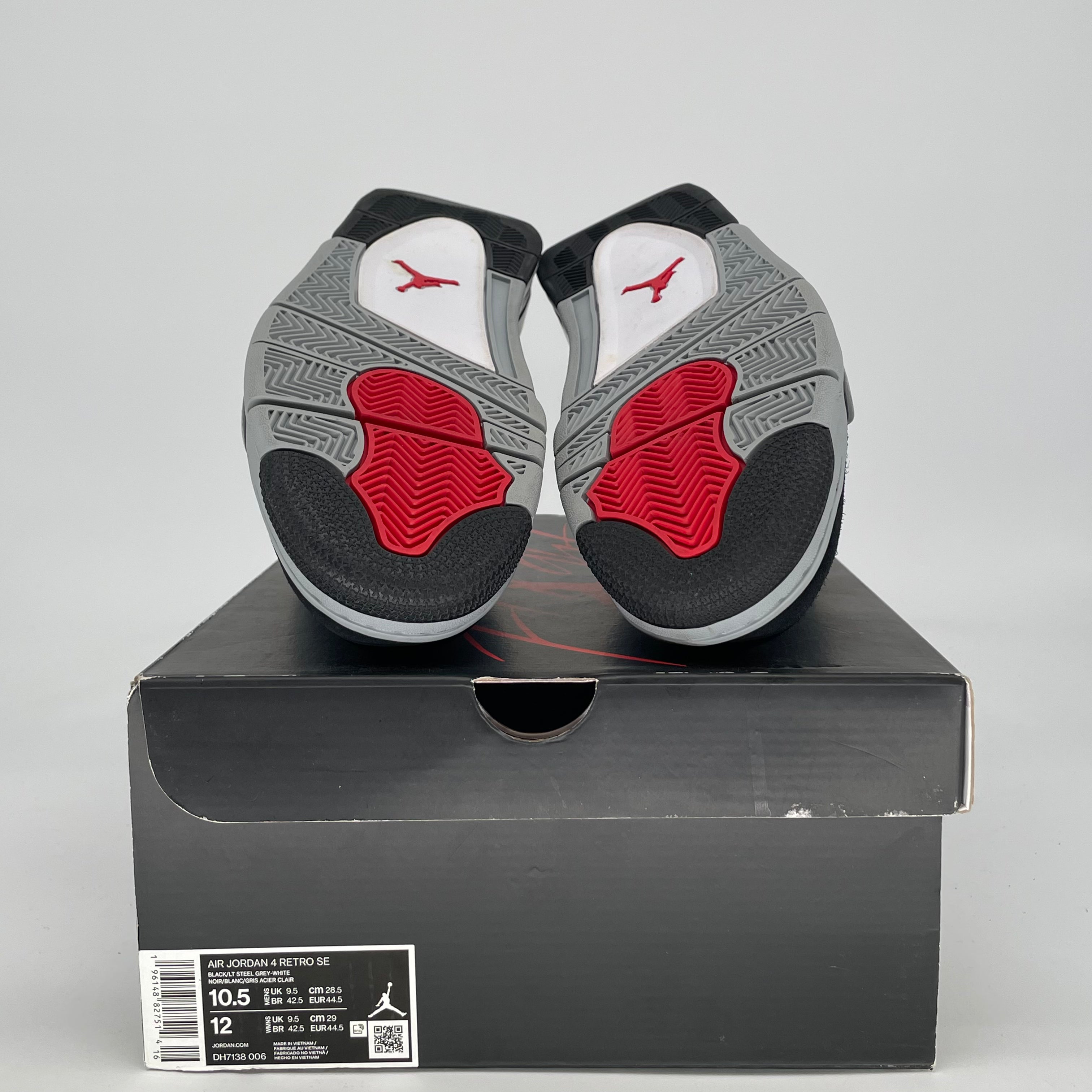 AIR JORDAN 4 BLACK CANVAS DH7138-006 SIZE 10.5/12W