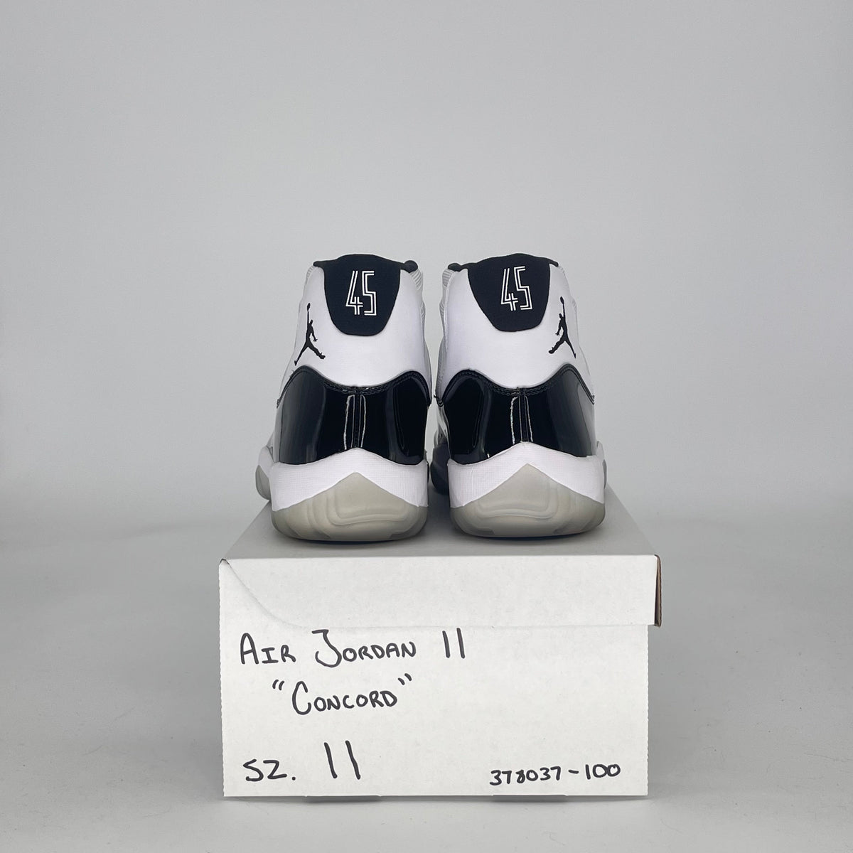 Jordan 11 Retro Concord (2018)