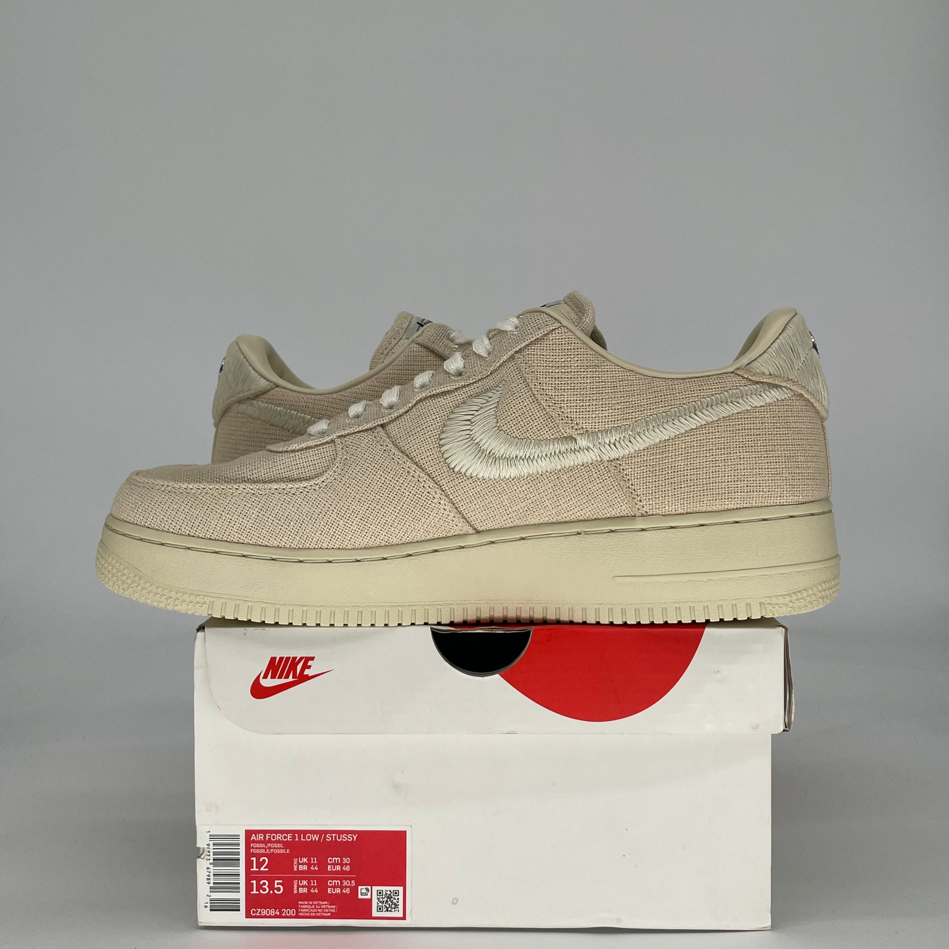 NIKE AIR FORCE 1 LOW STUSSY FOSSIL CZ9084-200 SIZE 12/13.5W