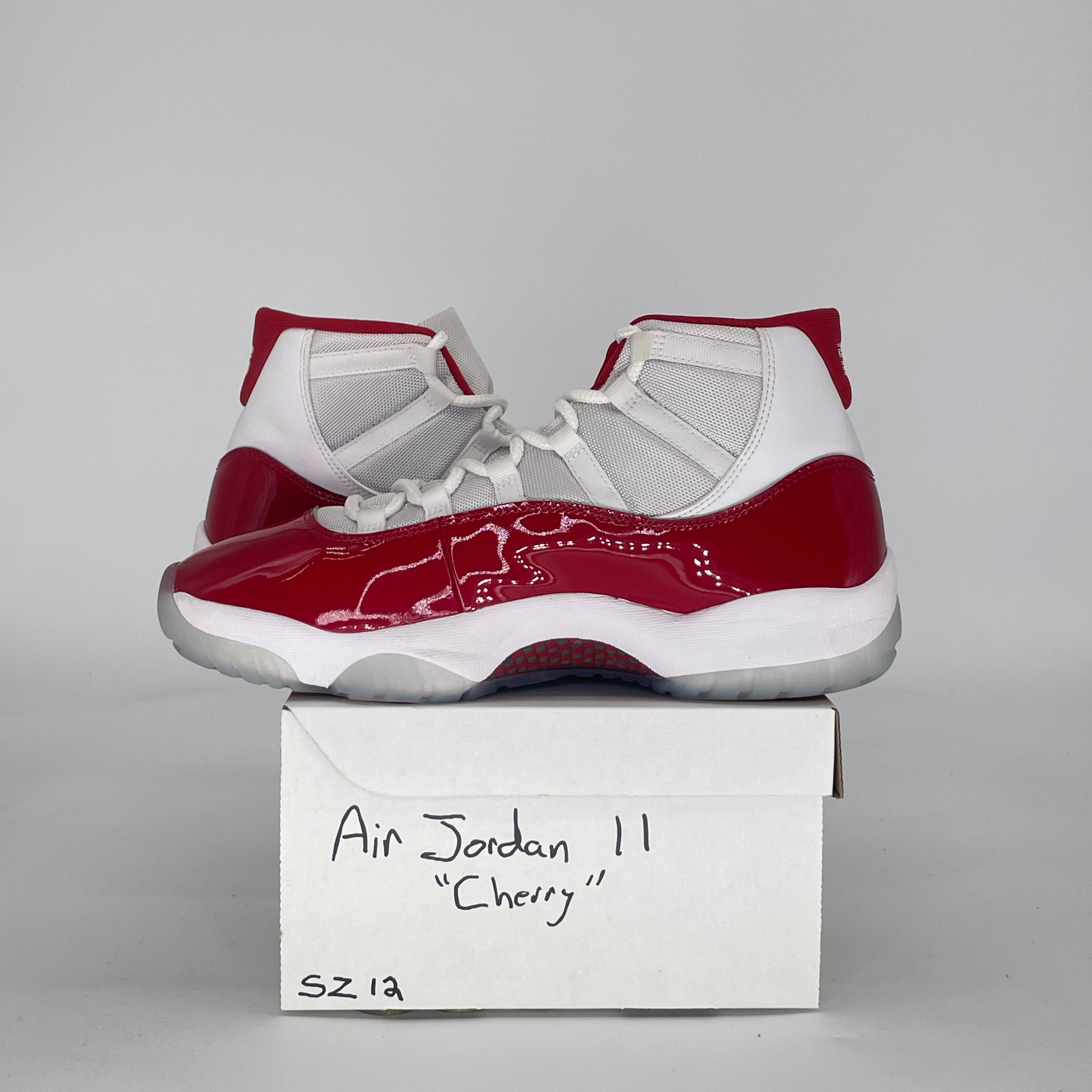 AIR JORDAN 11 CHERRY CT8012-116 SIZE 12/13.5W