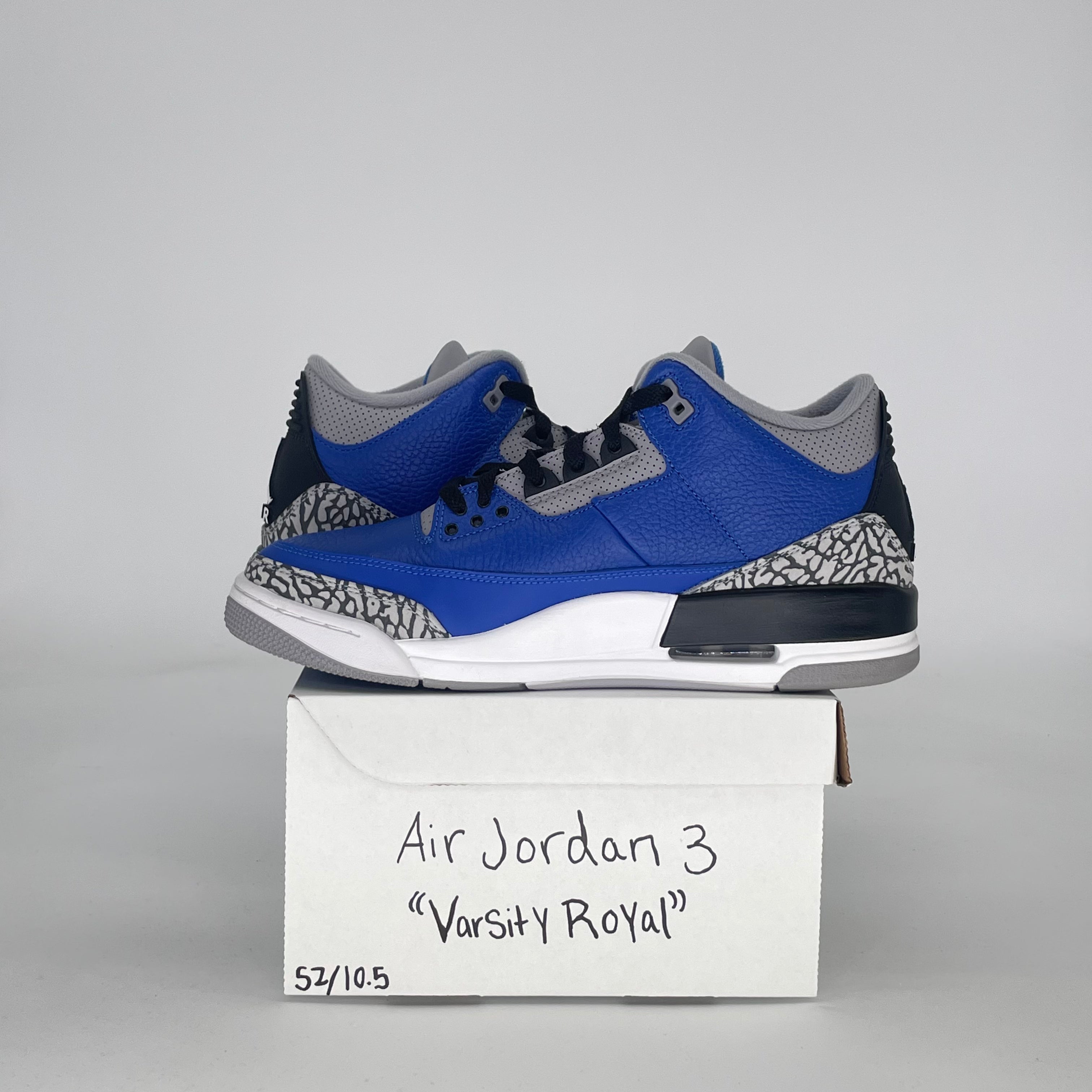 AIR JORDAN 3 VARSITY ROYAL CEMENT CT8532-400 SIZE 10.5/12W