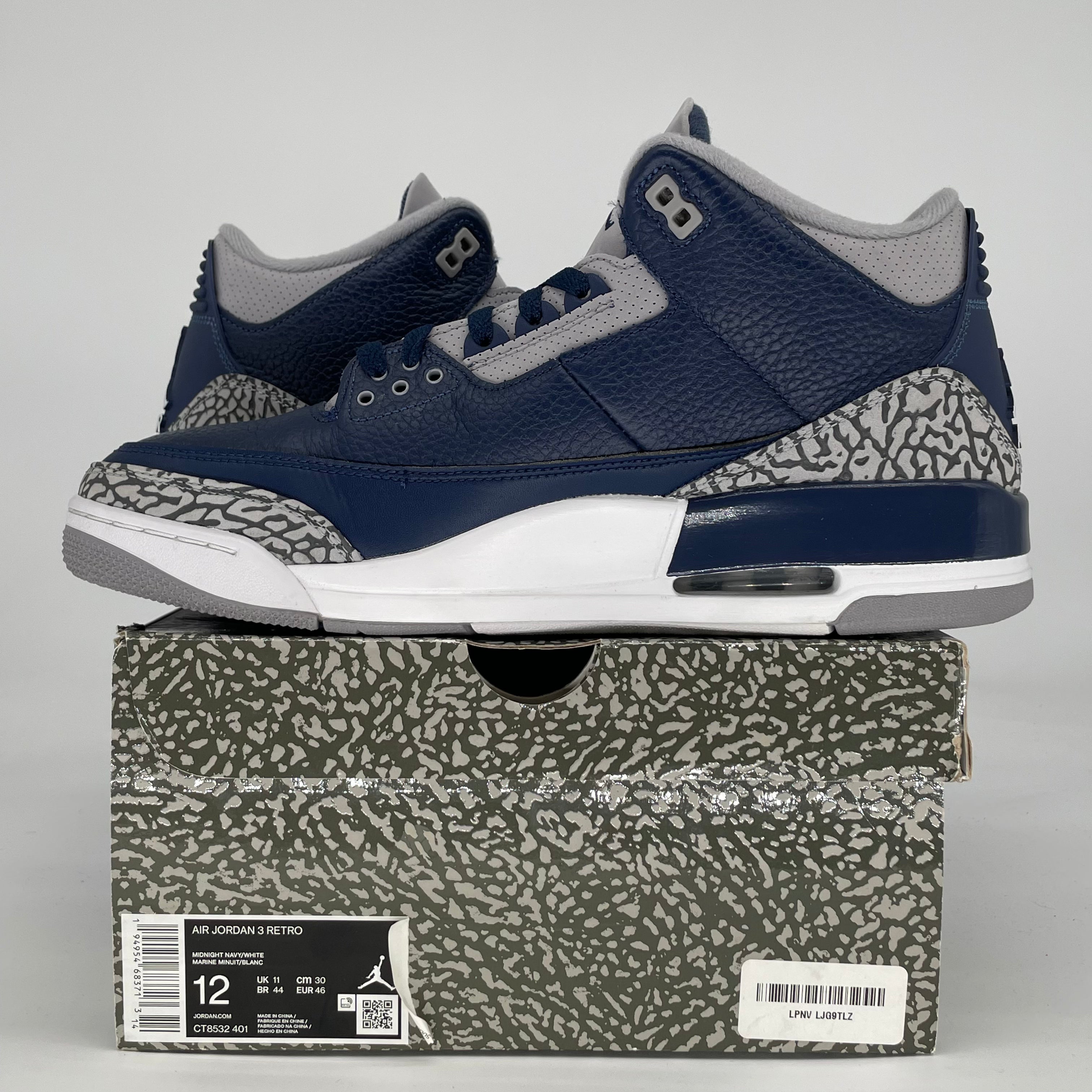 AIR JORDAN 3 GEORGETOWN CT8532-401 SIZE 12/13.5W