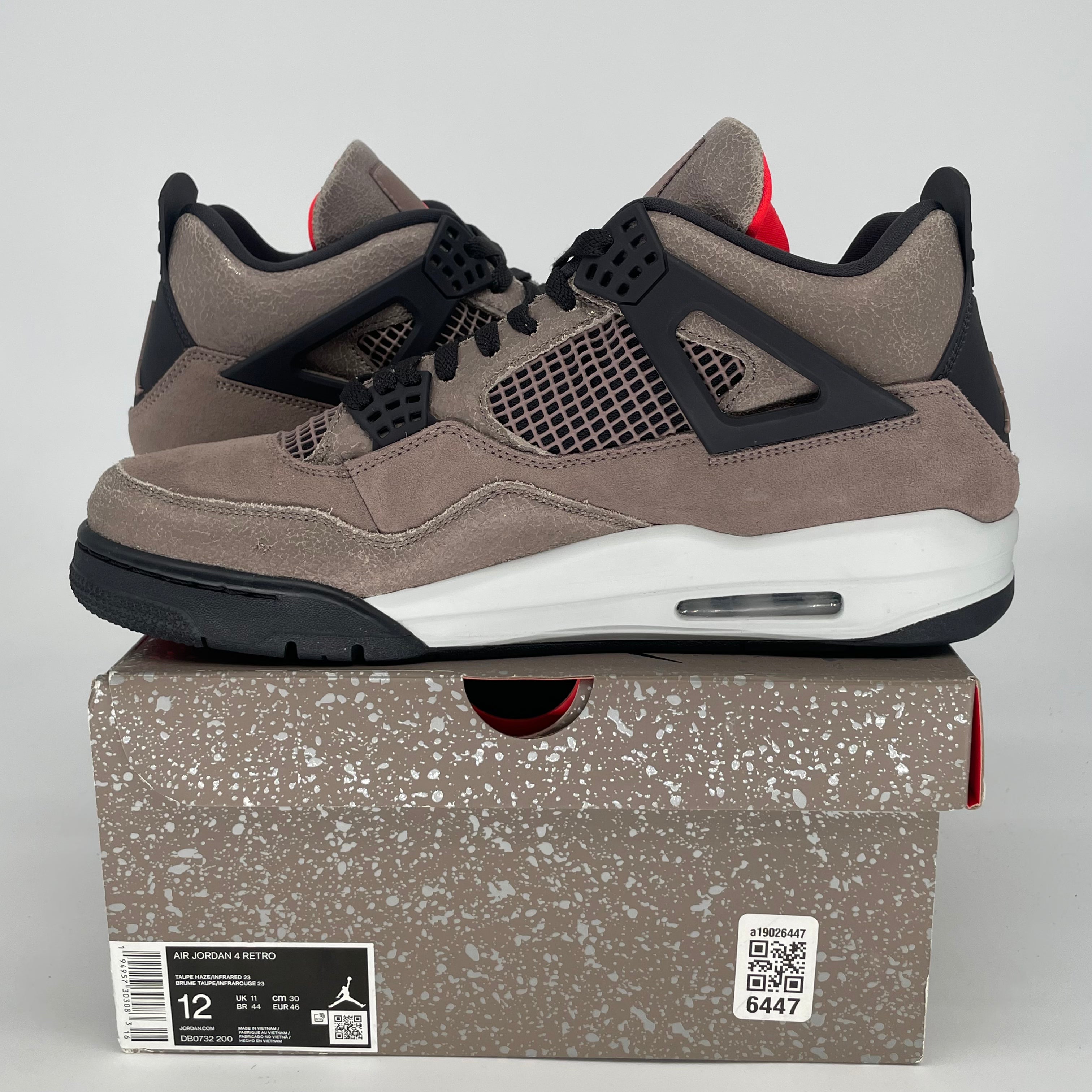 AIR JORDAN 4 TAUPE HAZE DB0732-200 SIZE 12/13.5W