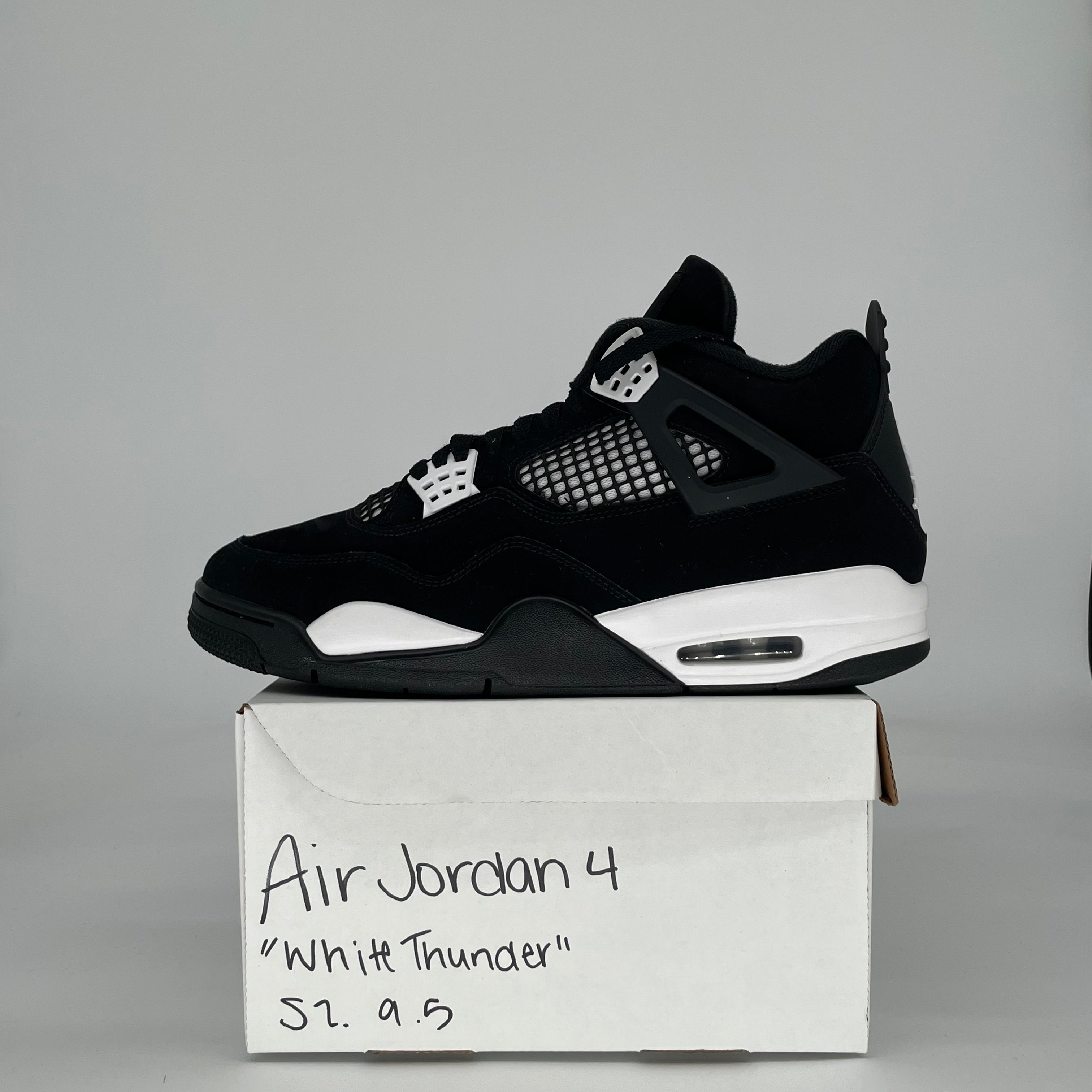 AIR JORDAN 4 WHITE THUNDER FQ8138-001 SIZE 9.5/11W