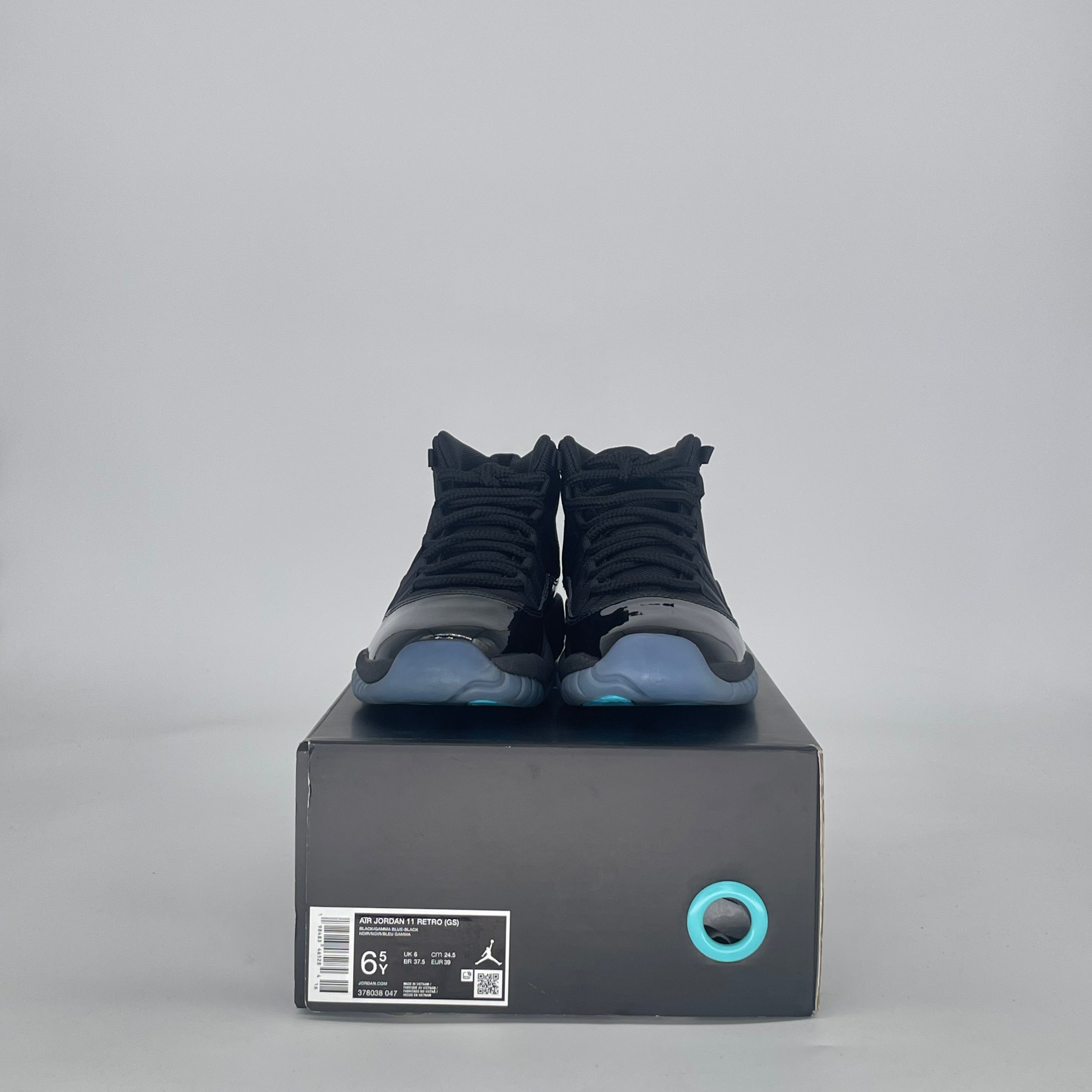 AIR JORDAN 11 GAMMA BLUE 378038-047 SIZE 6.5/8W GS