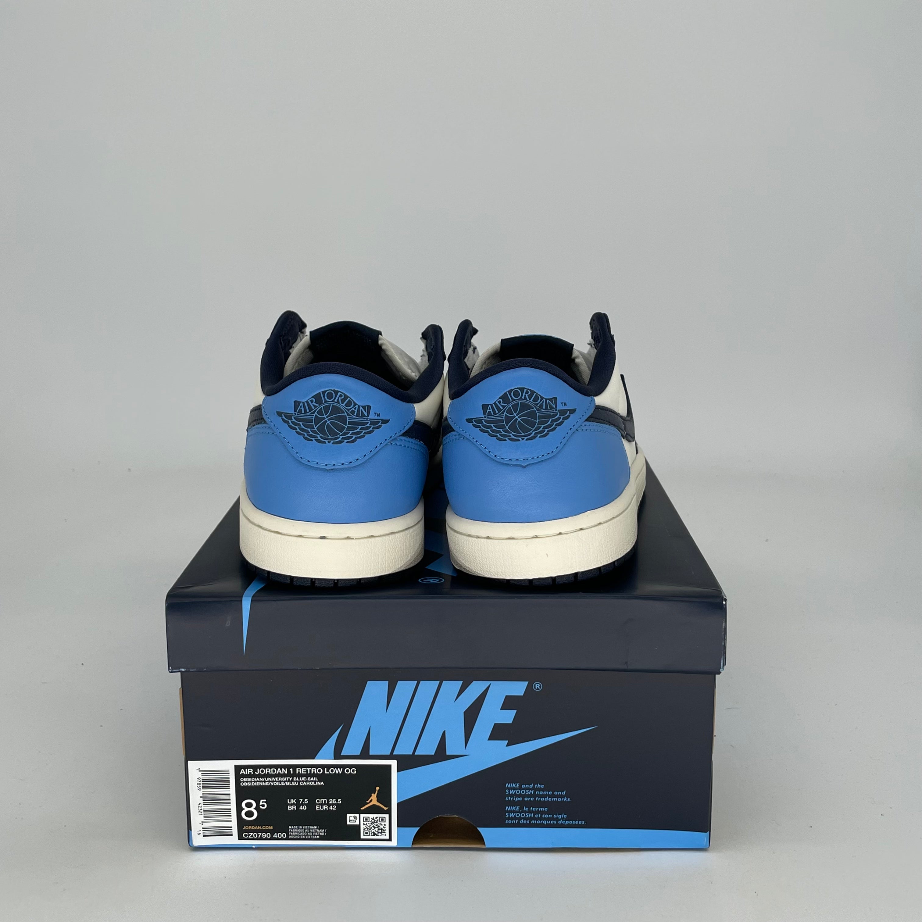 AIR JORDAN 1 LOW OBSIDIAN UNC CZ0790-400 SIZE 8.5/10W