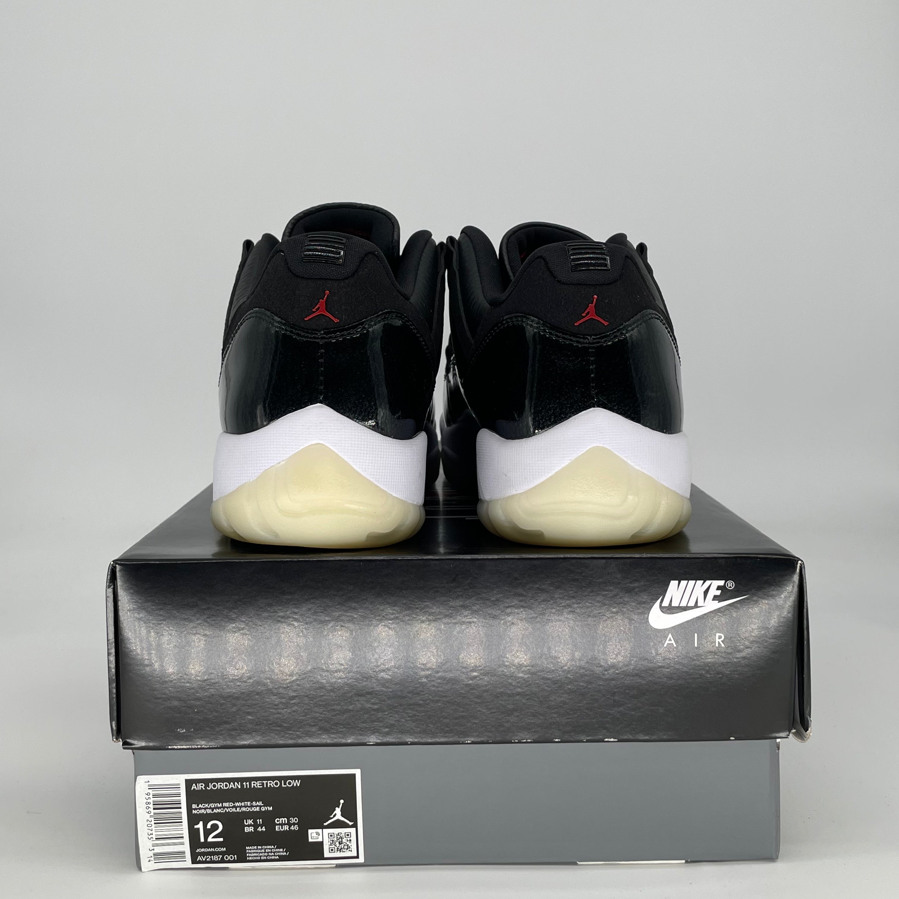 AIR JORDAN 11 LOW 72-10 AV2187-001 SIZE 12/13.5W