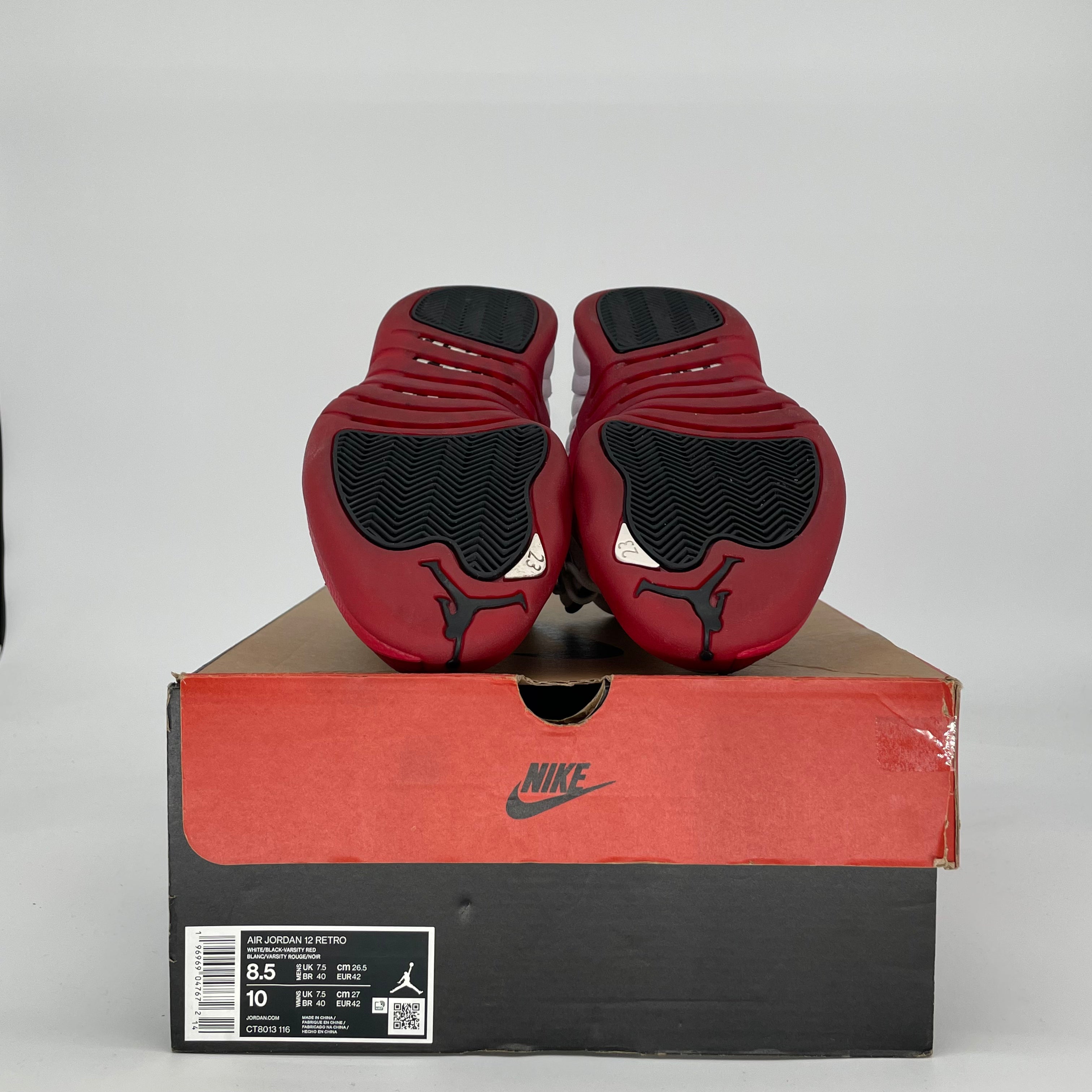 AIR JORDAN 12 CHERRY CT8013-116 SIZE 8.5/10W