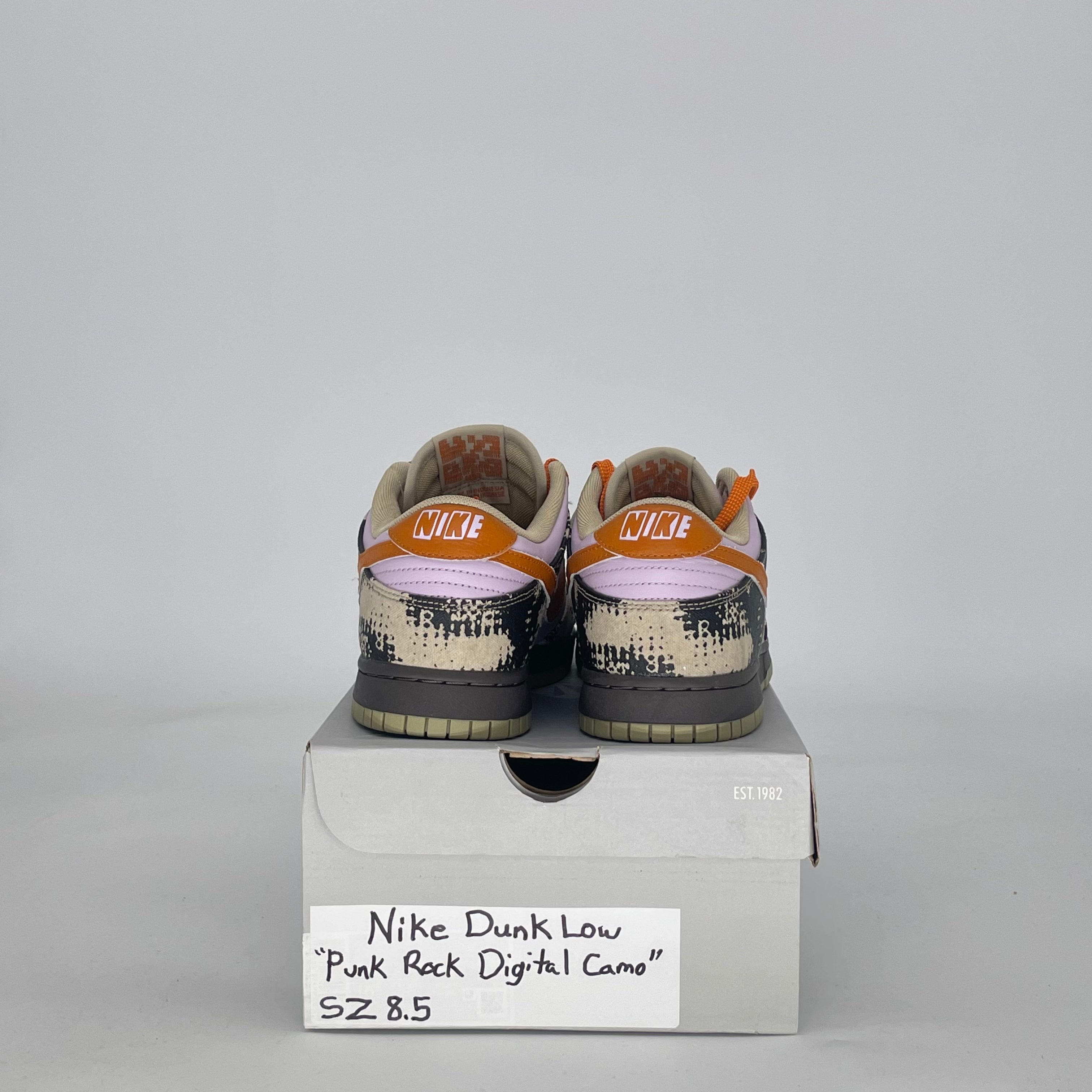 NIKE DUNK LOW PUNK ROCK DIGITAL CAMO IB2260-500 SIZE 8.5/10W