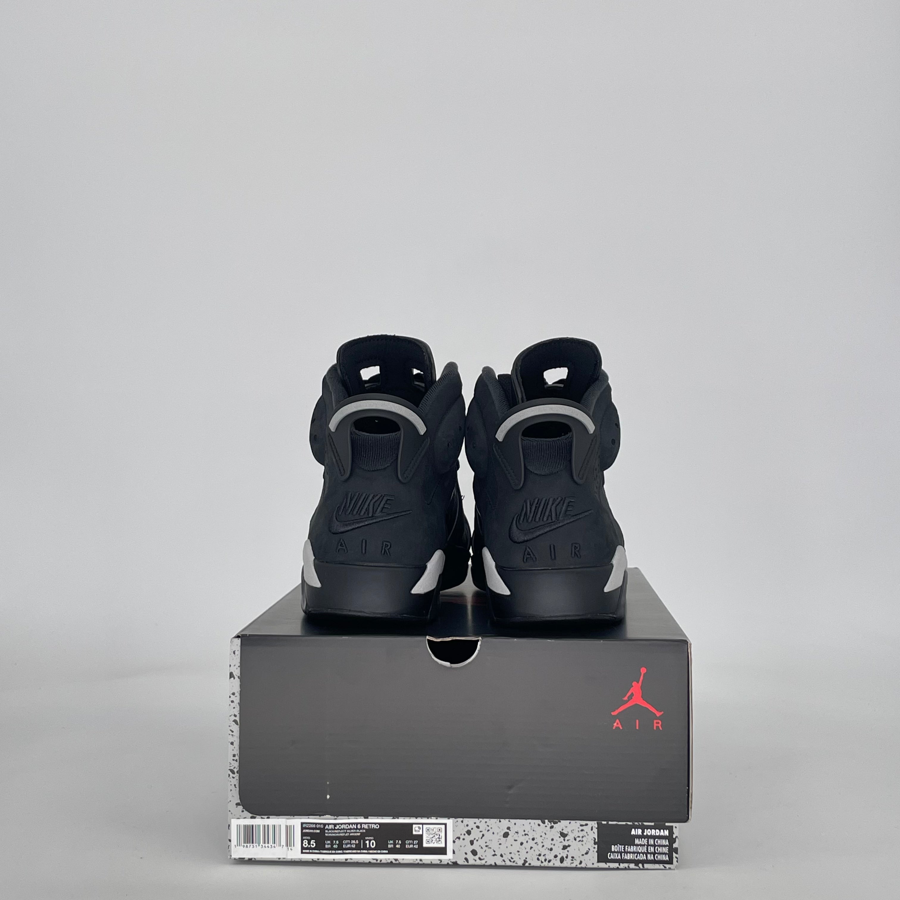 AIR JORDAN 6 CAP AND GOWN IR2266-010 SIZE 8.5/10W