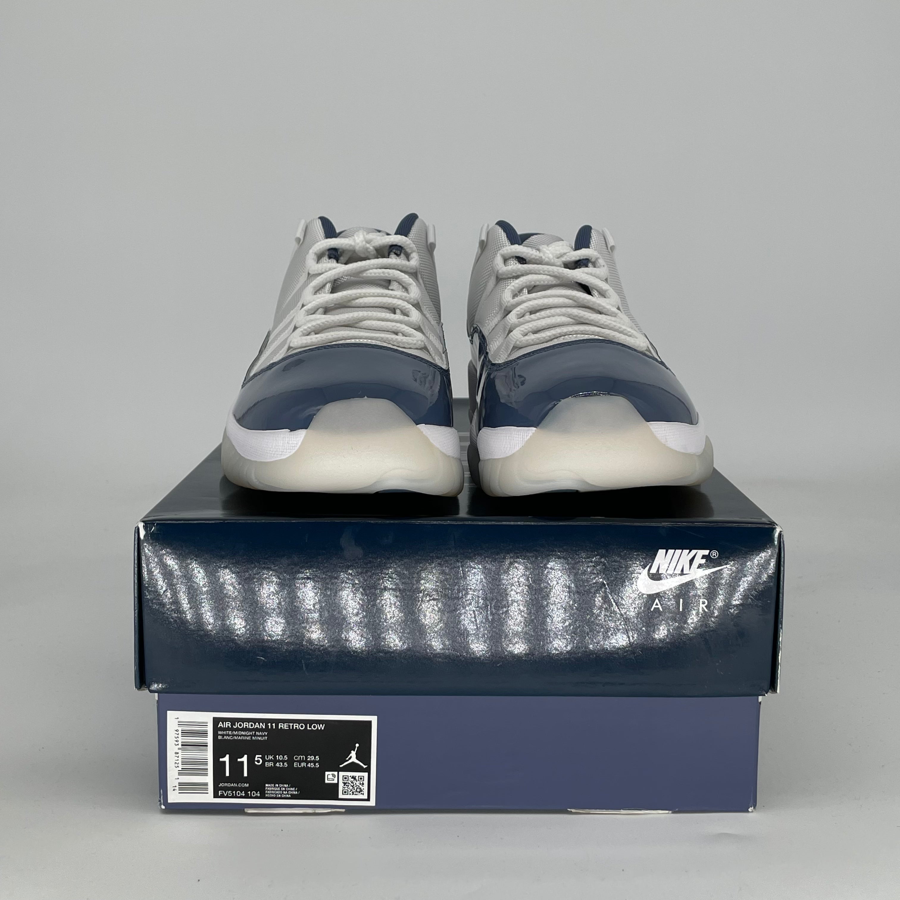 AIR JORDAN 11 LOW DIFFUSED BLUE FV5104-104 SIZE 11.5/13W