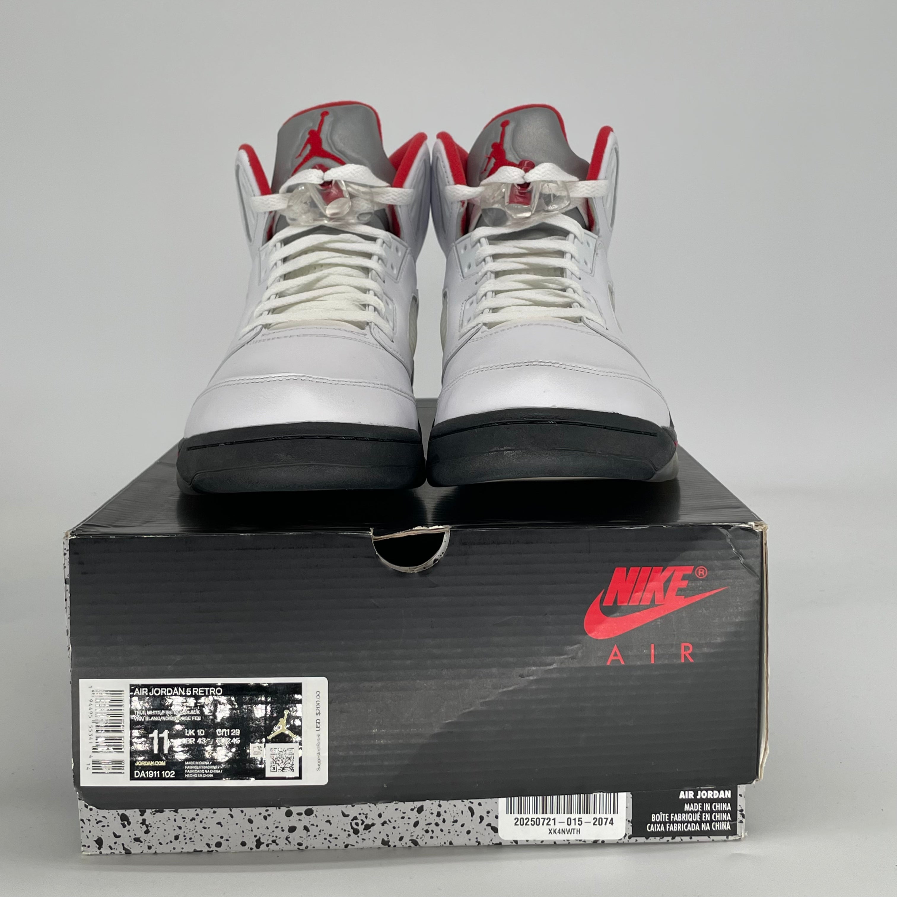 AIR JORDAN 5 FIRE RED SILVER TONGUE DA1911-102 SIZE 11/12.5W