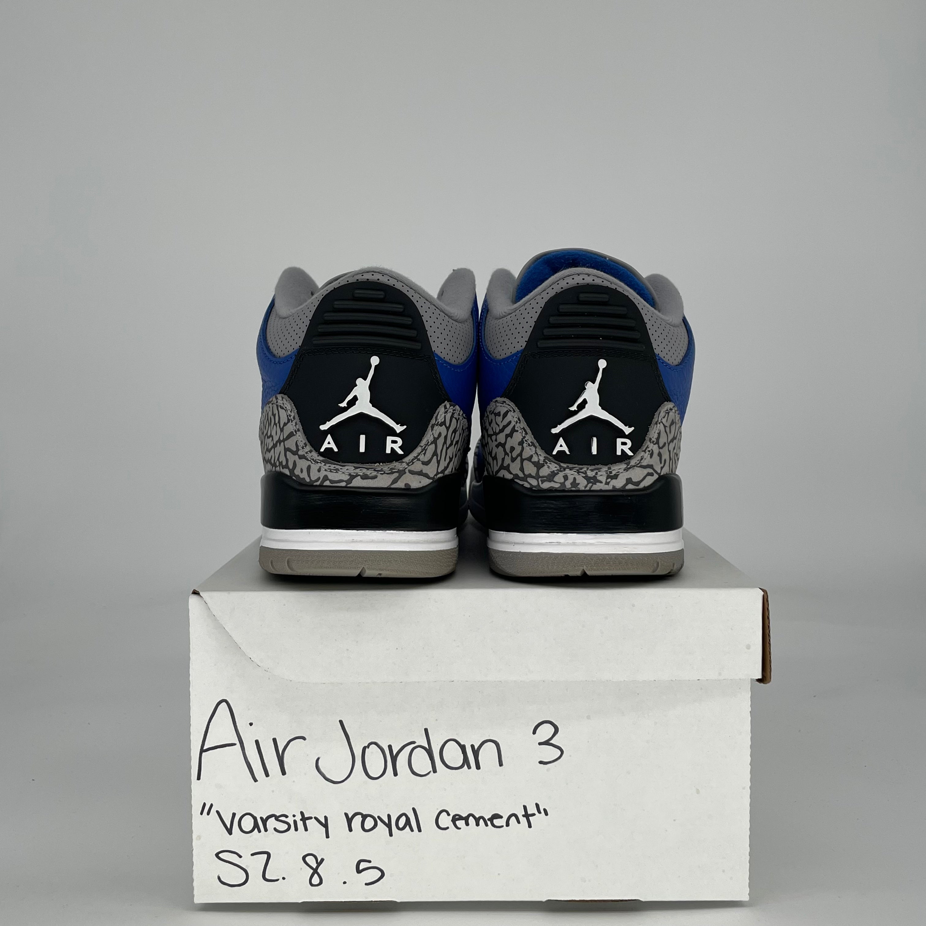 AIR JORDAN 3 VARSITY ROYAL CEMENT CT8532-400 SIZE 8.5/10W