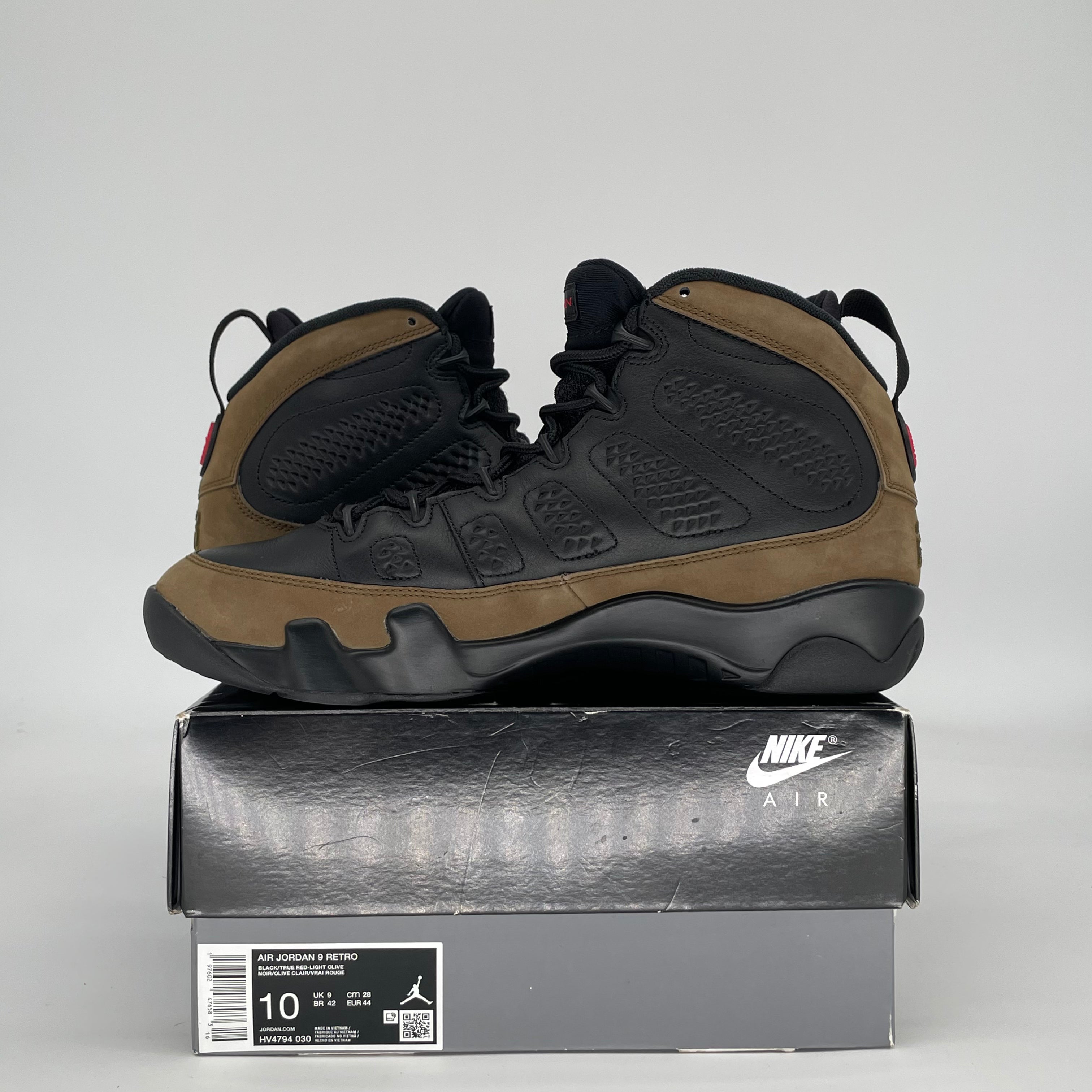 AIR JORDAN 9 OLIVE HV4794-030 SIZE 10/11.5W