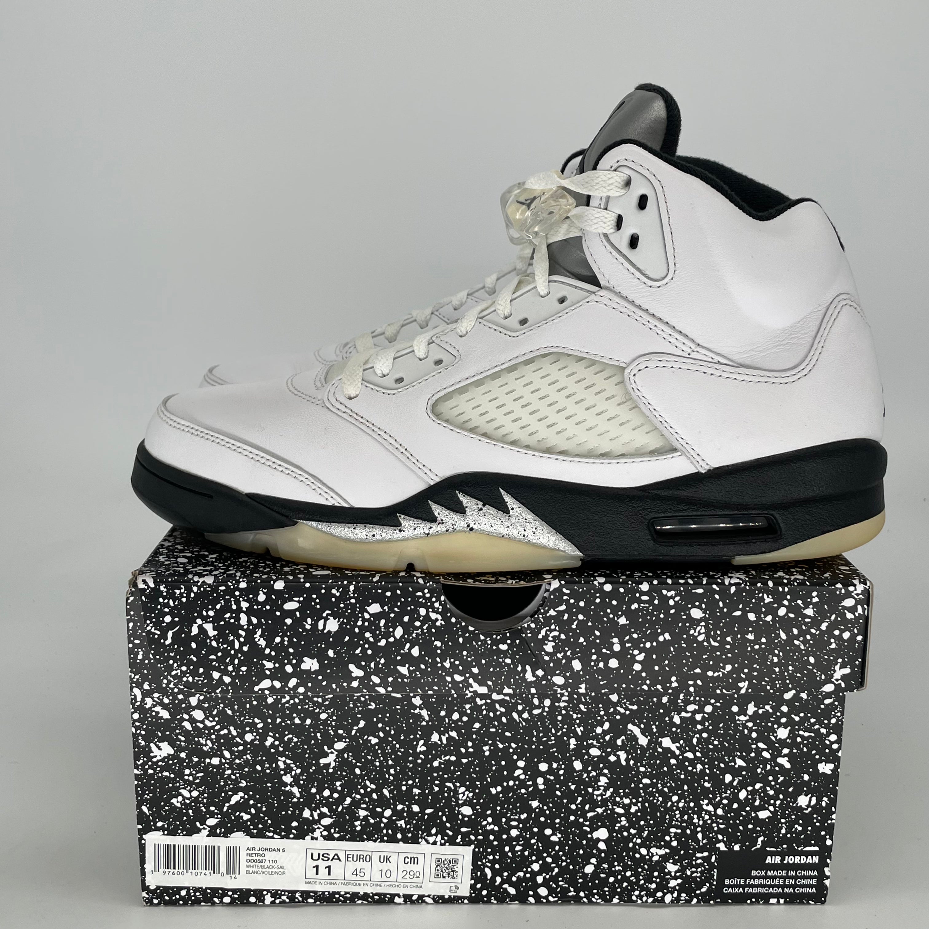 AIR JORDAN 5 REVERSE METALLIC DD0587-110 SIZE 11/12.5W