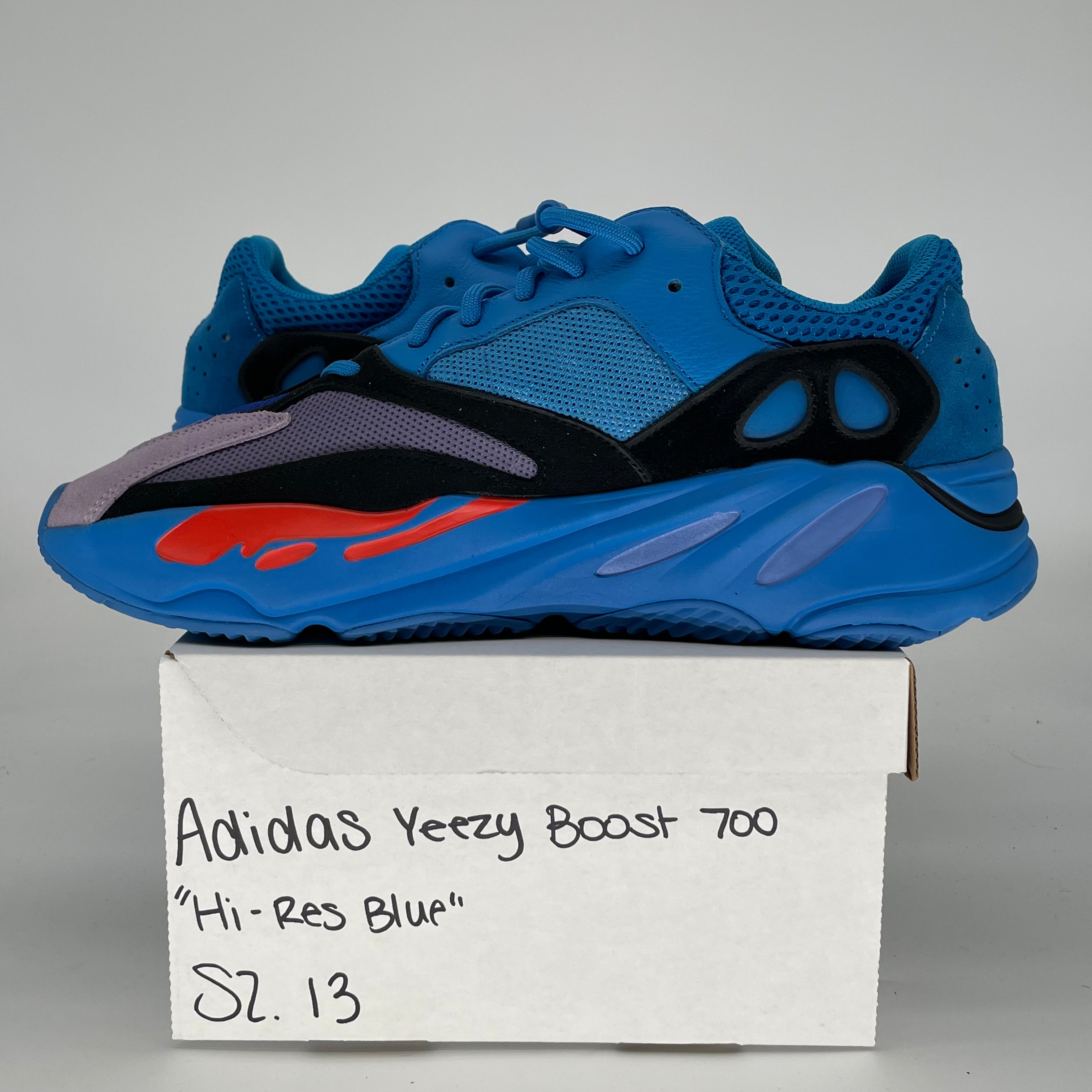 ADIDAS YEEZY 700 HI-RES BLUE HP6674 SIZE 13/14.5W