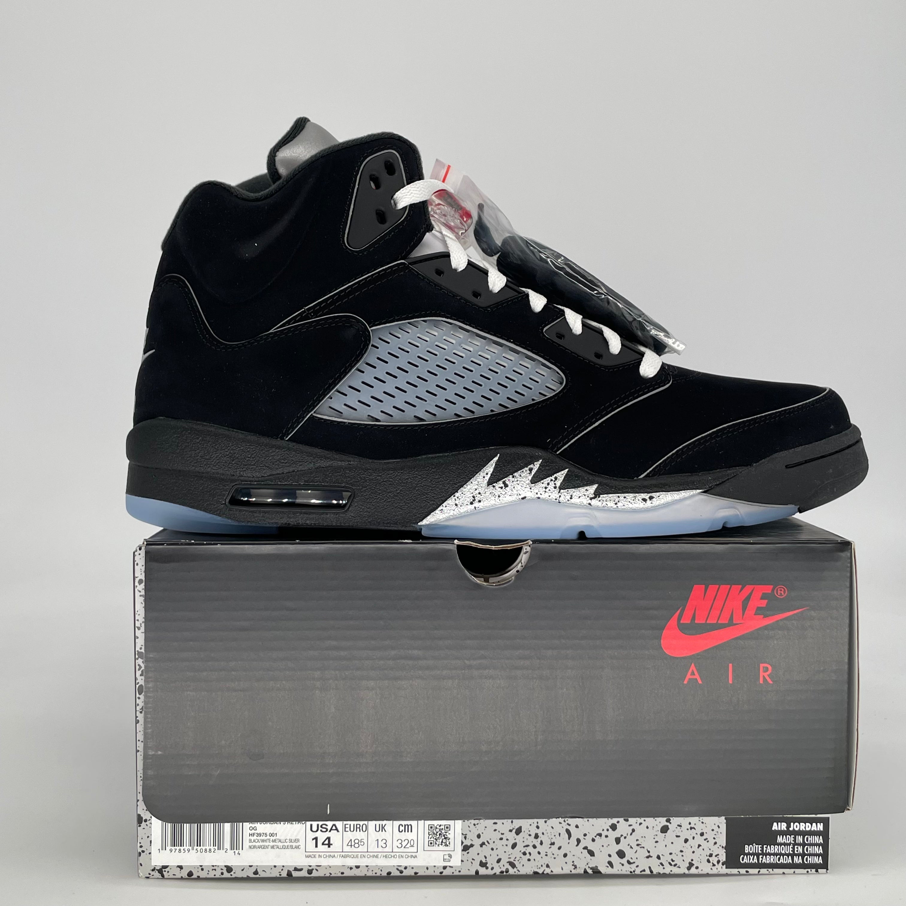 AIR JORDAN 5 BLACK METALLIC REIMAGINED HF3975-001 SIZE 14/15.5W