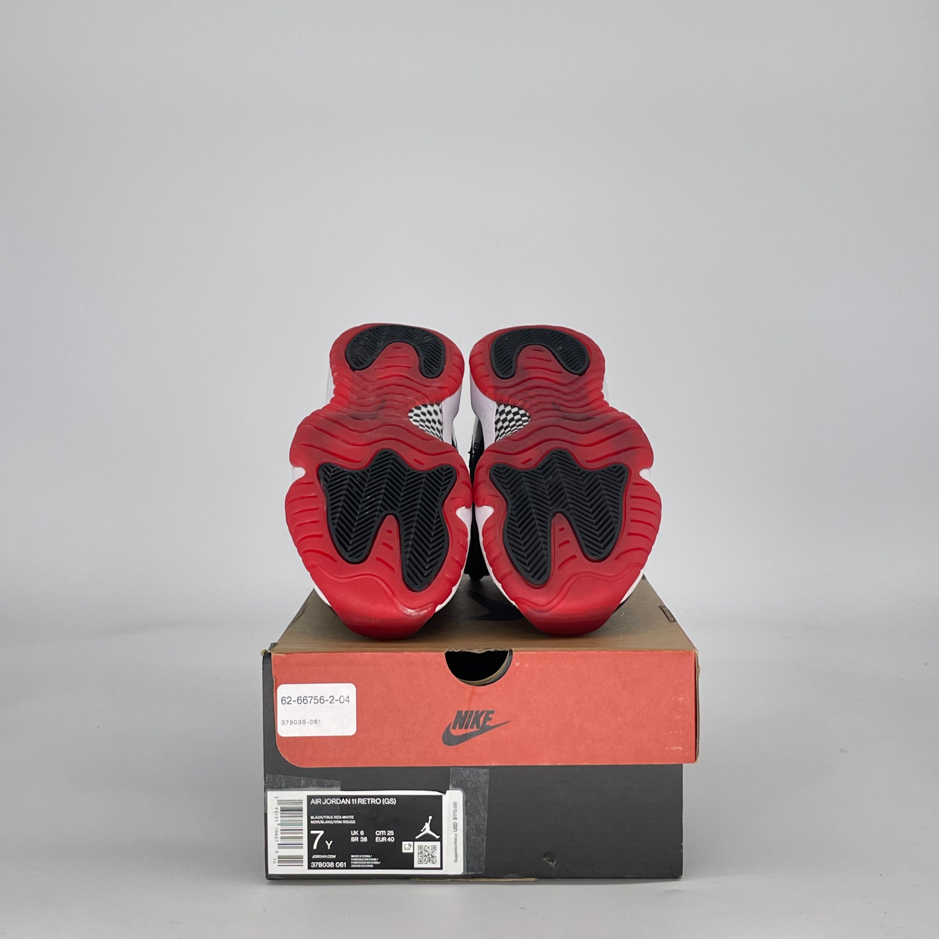 AIR JORDAN 11 PLAYOFFS BRED (2019) 378038-061 SIZE 7/8.5W GS