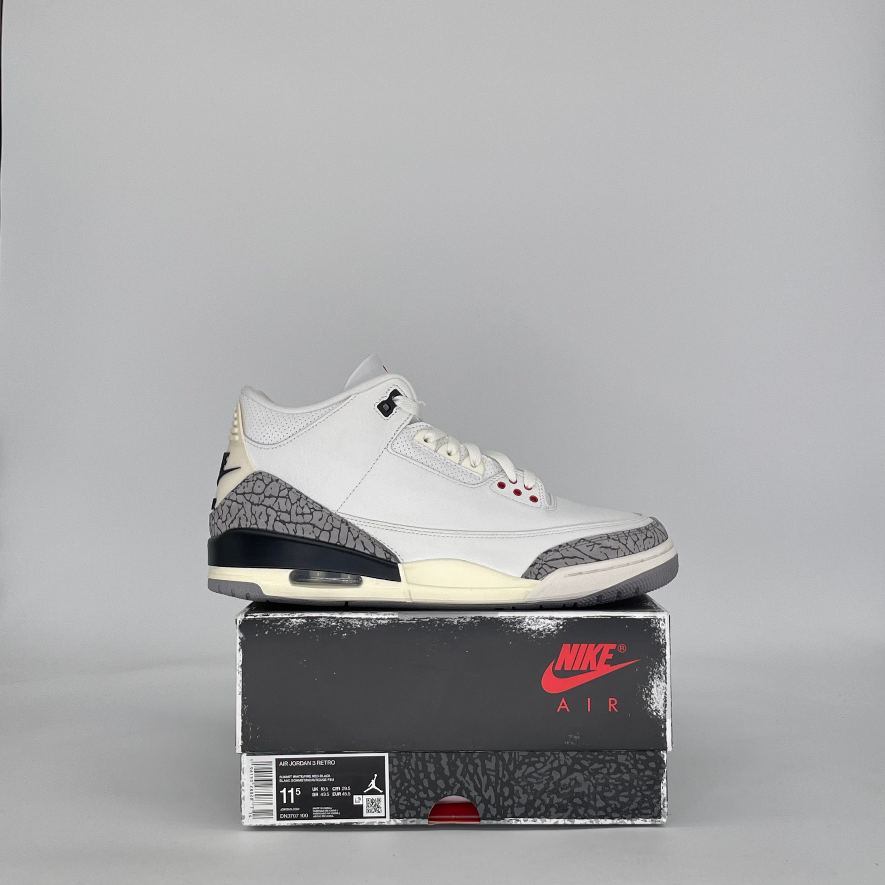 AIR JORDAN 3 WHITE CEMENT REIMAGINED DN3707-100 SIZE 11.5/13W