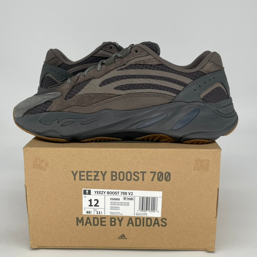 ADIDAS YEEZY 700 V2 GEODE EG6860 SIZE 12/13.5W
