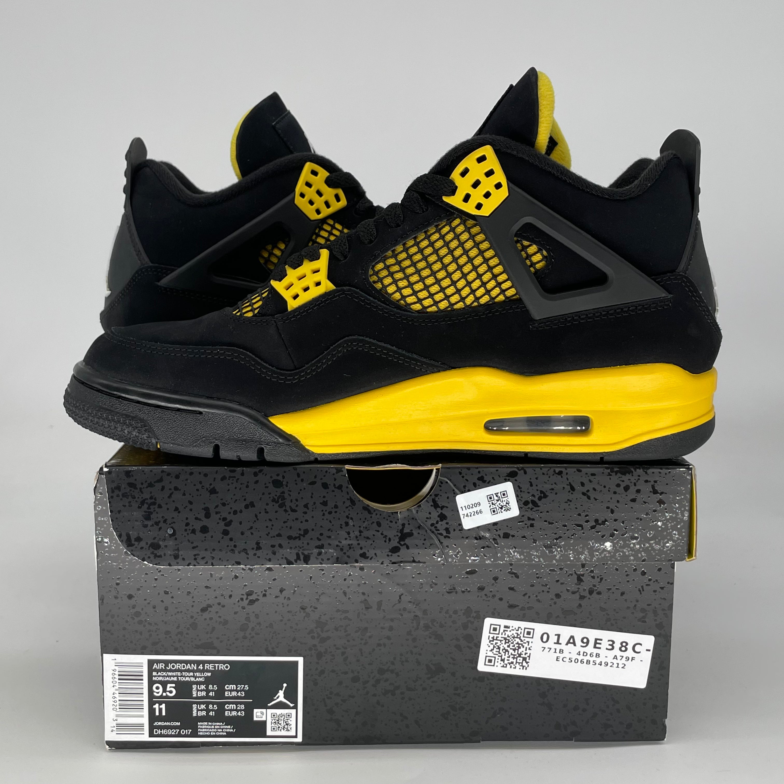 AIR JORDAN 4 THUNDER DH6927-017 SIZE 9.5/11W