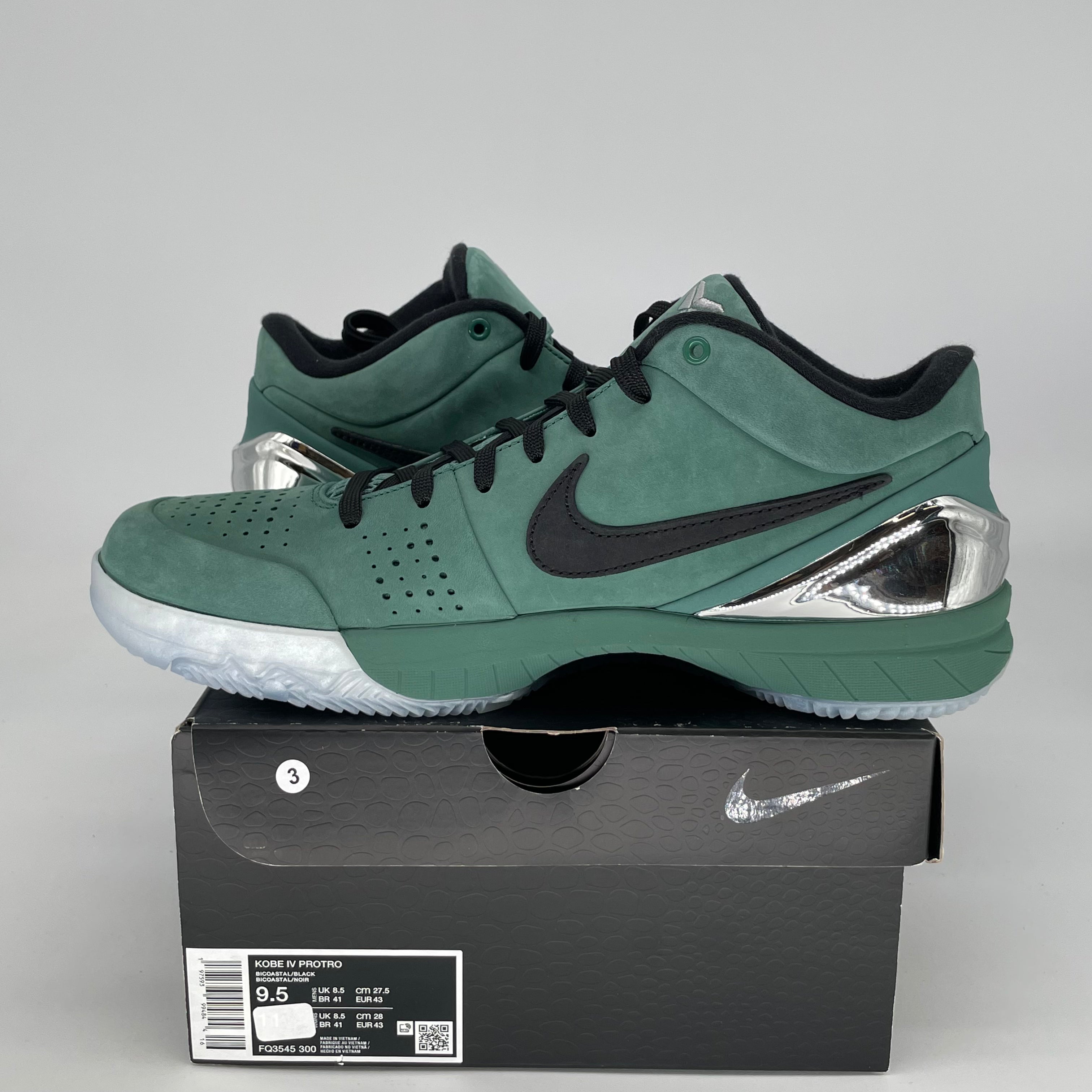 NIKE KOBE 4 PROTRO GIRL DAD FQ3545-300 SIZE 9.5/11W