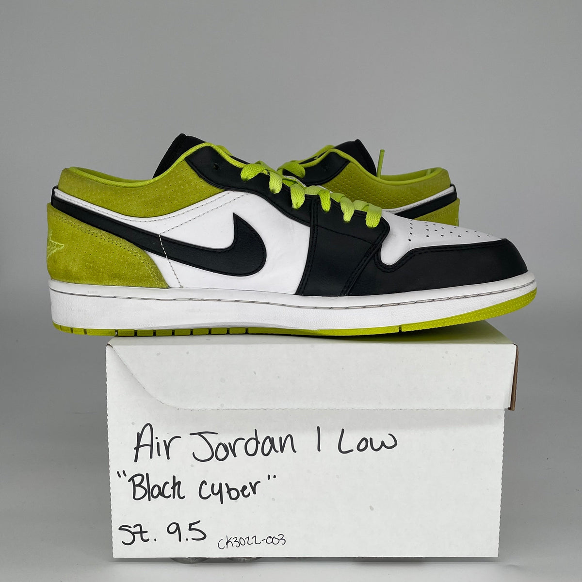 Jordan 1 Low Black Cyber
