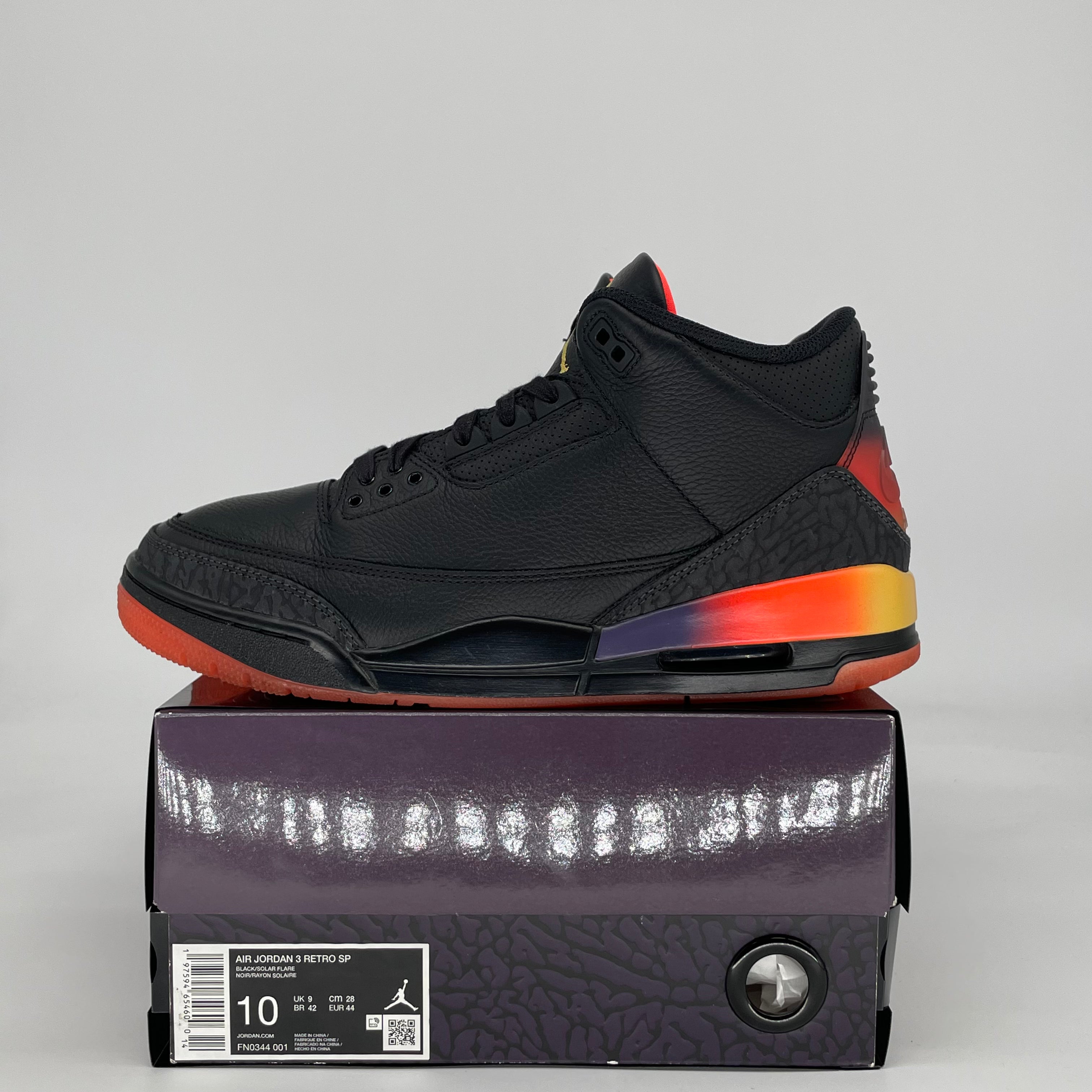 AIR JORDAN 3 J BALVIN RIO FN0344-001 SIZE 10/11.5W