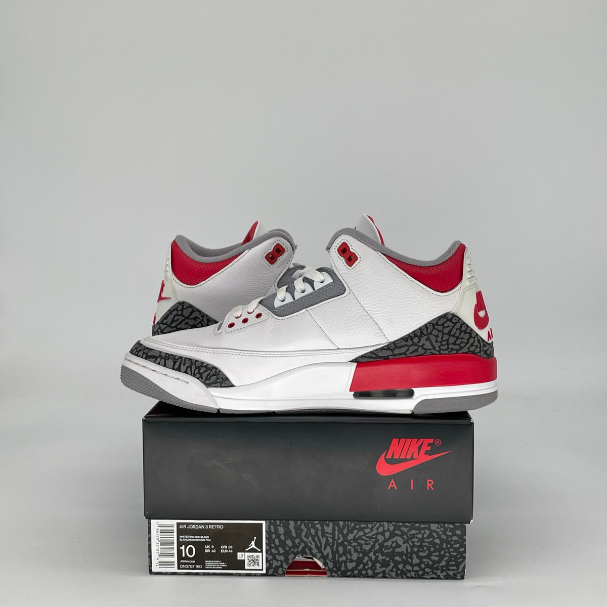 Jordan 3 Retro Fire Red (2022)