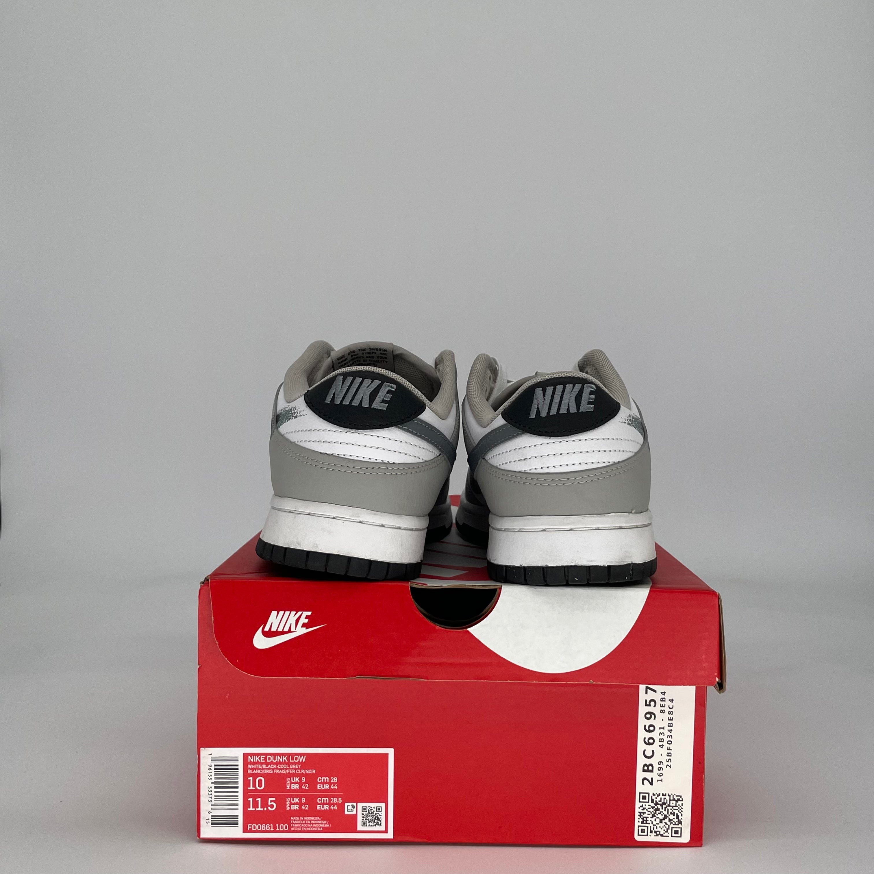 NIKE DUNK LOW STENCIL SWOOSH FD0661-100 SIZE 10/11.5W