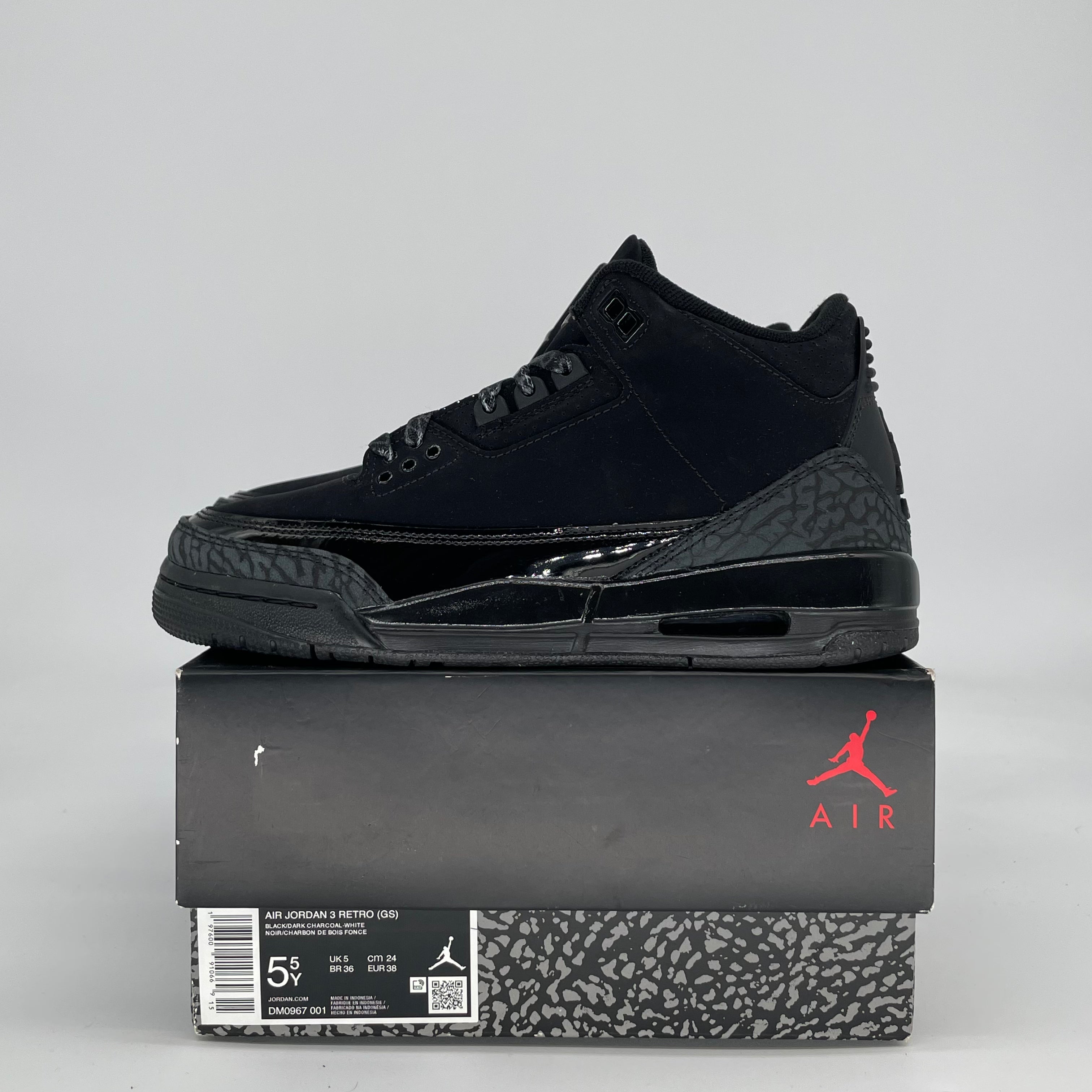 AIR JORDAN 3 BLACK CAT DM0967-001 SIZE 5.5/7W