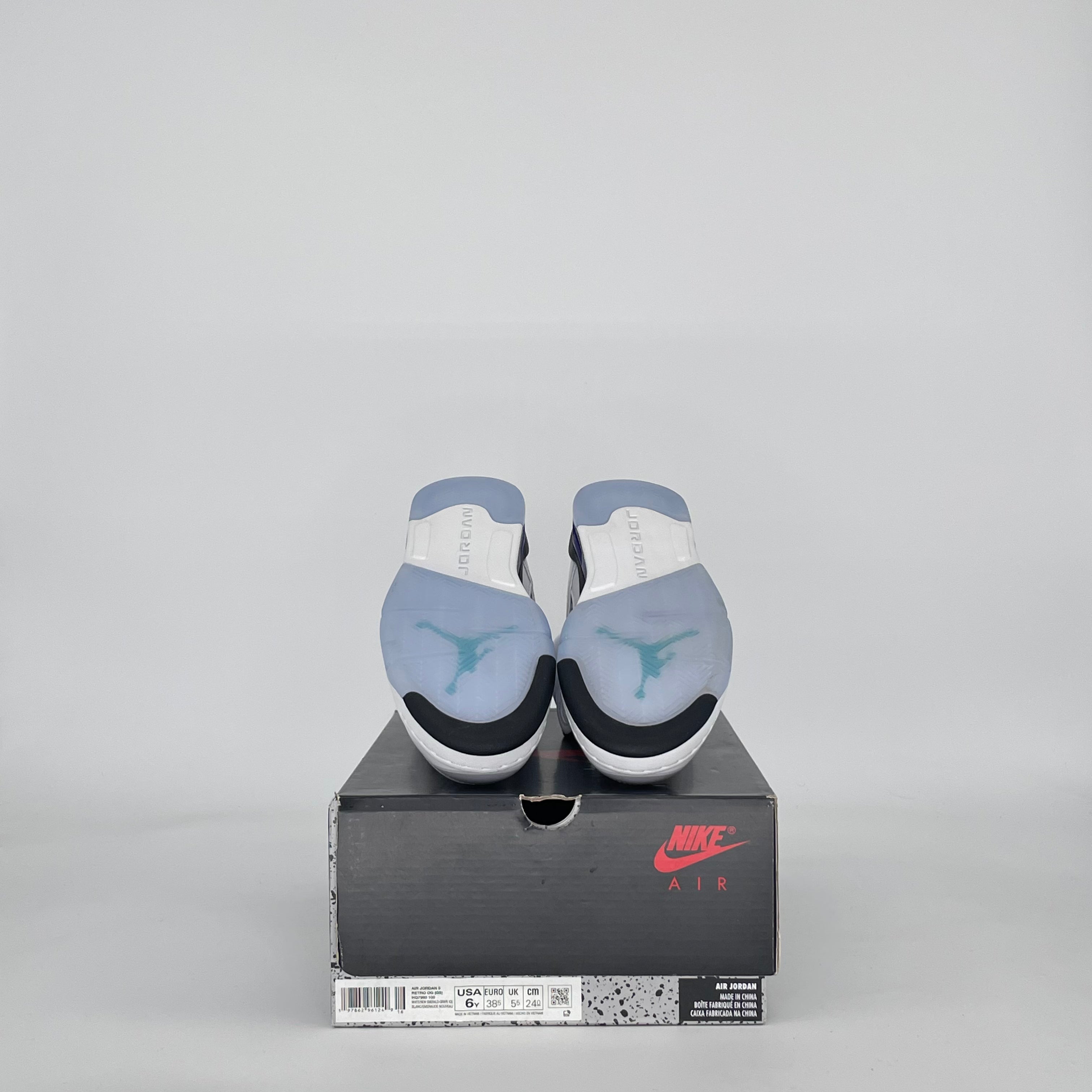 AIR JORDAN 5 GRAPE HQ7980-100 SIZE 6/7.5W GS