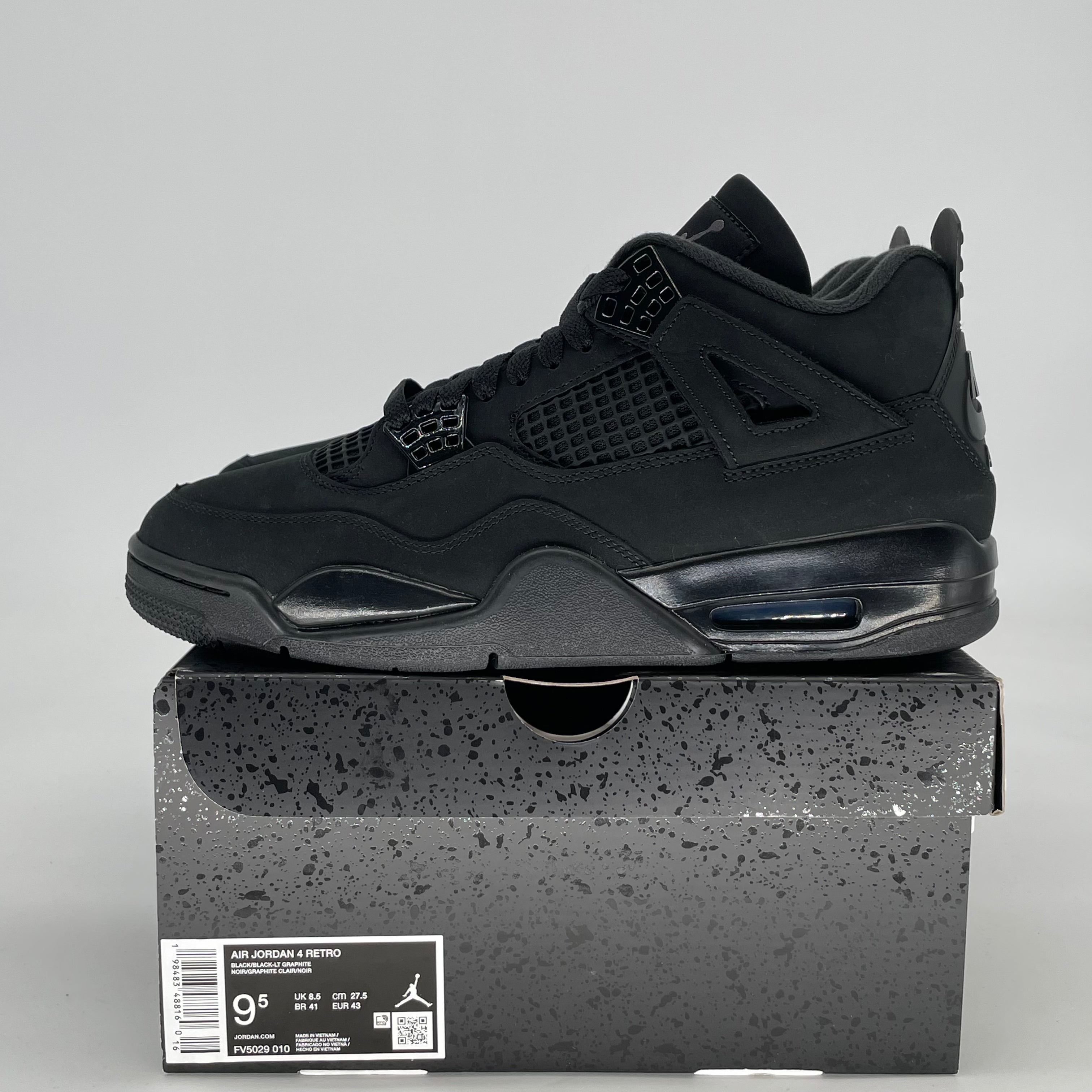 AIR JORDAN 4 BLACK CAT FV5029-010 SIZE 9.5/11W