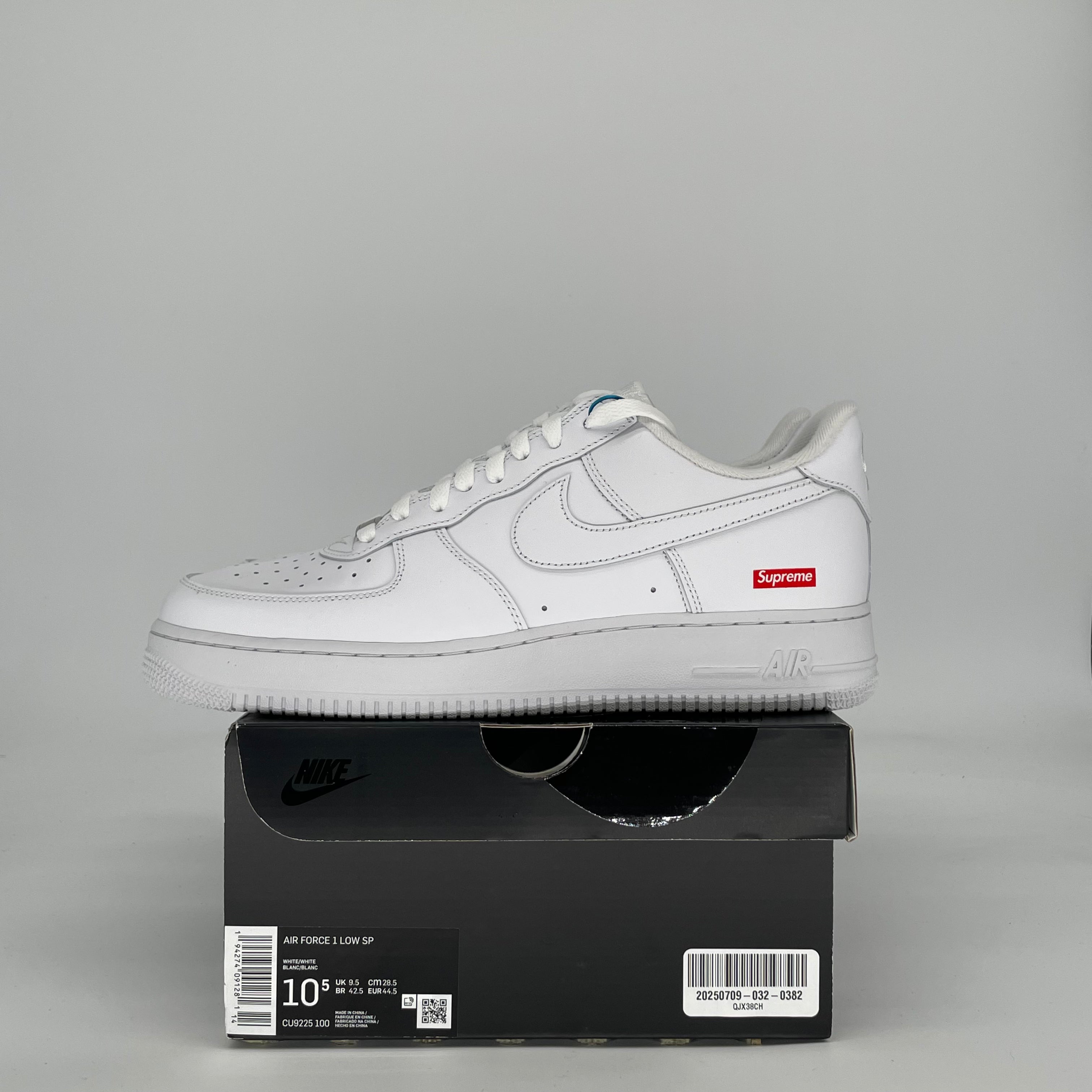 NIKE AIR FORCE 1 LOW SUPREME WHITE CU9225-100 SIZE 10.5/12W