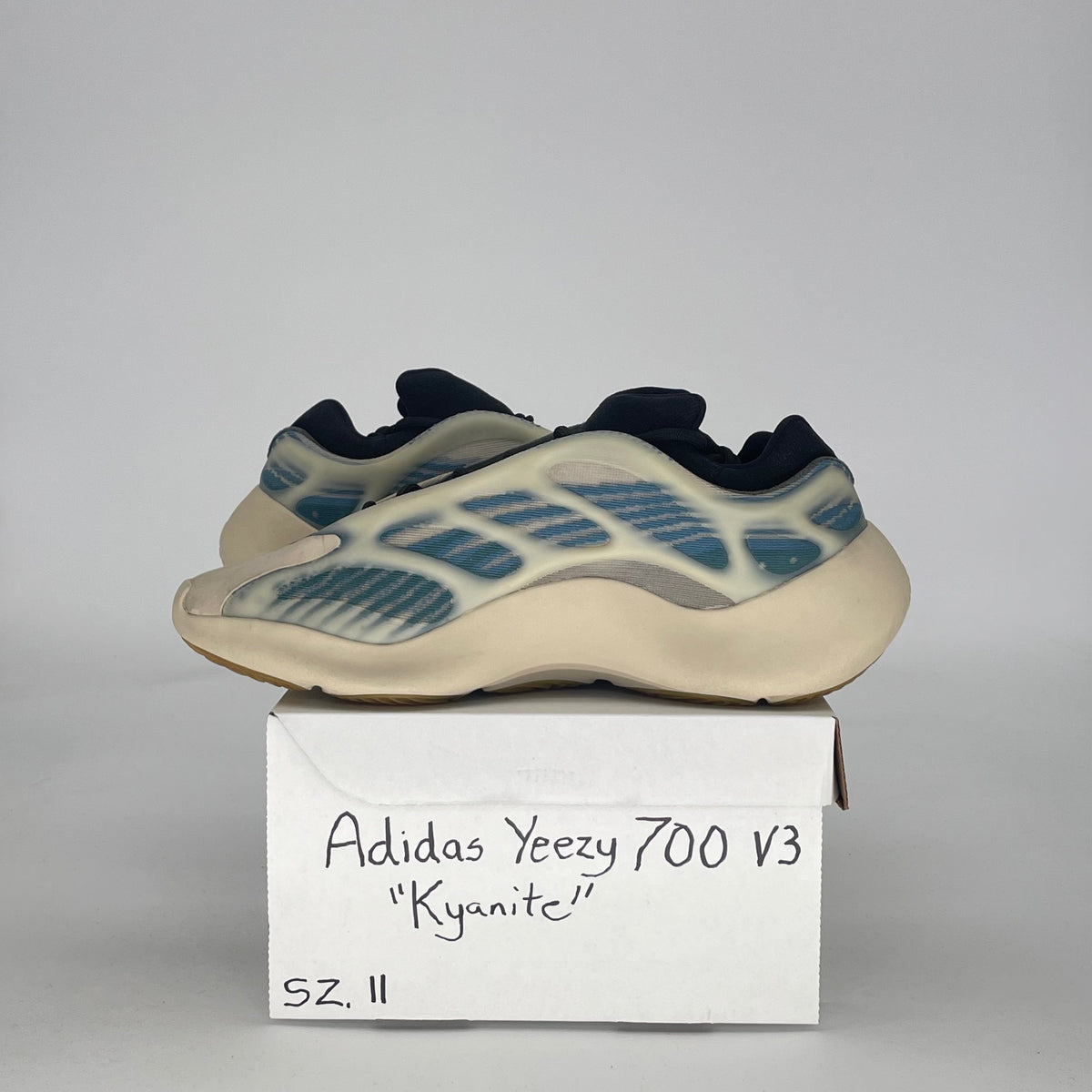 adidas Yeezy 700 V3 Kyanite