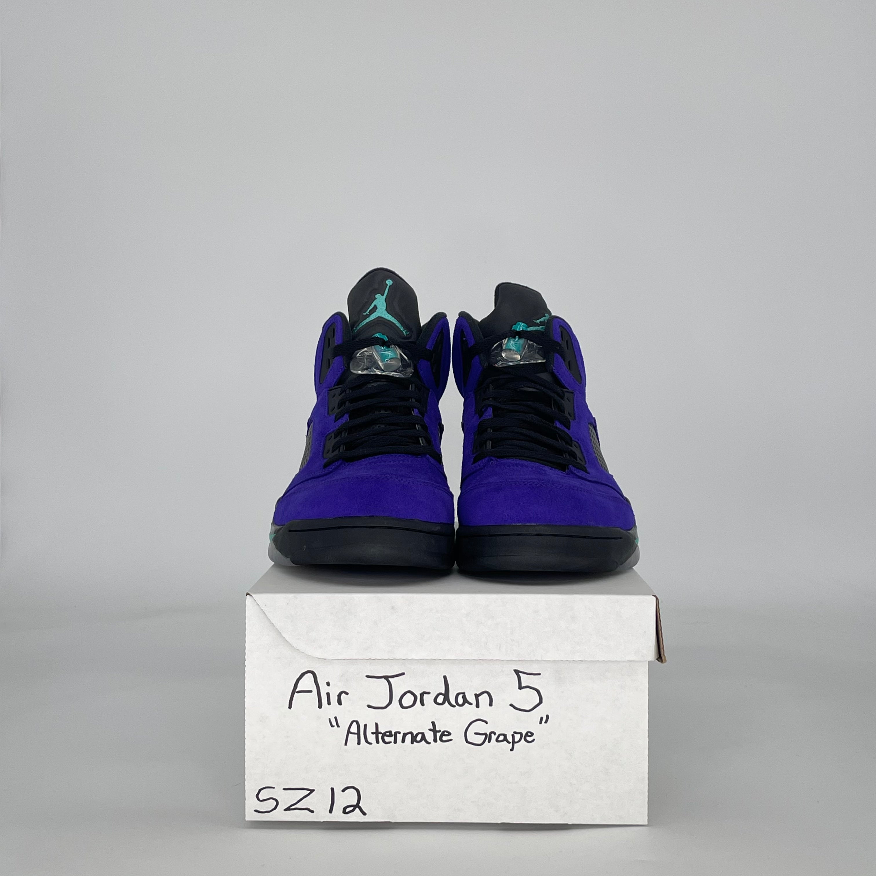 AIR JORDAN 5 ALTERNATE GRAPE 136027-500 SIZE 12/13.5W