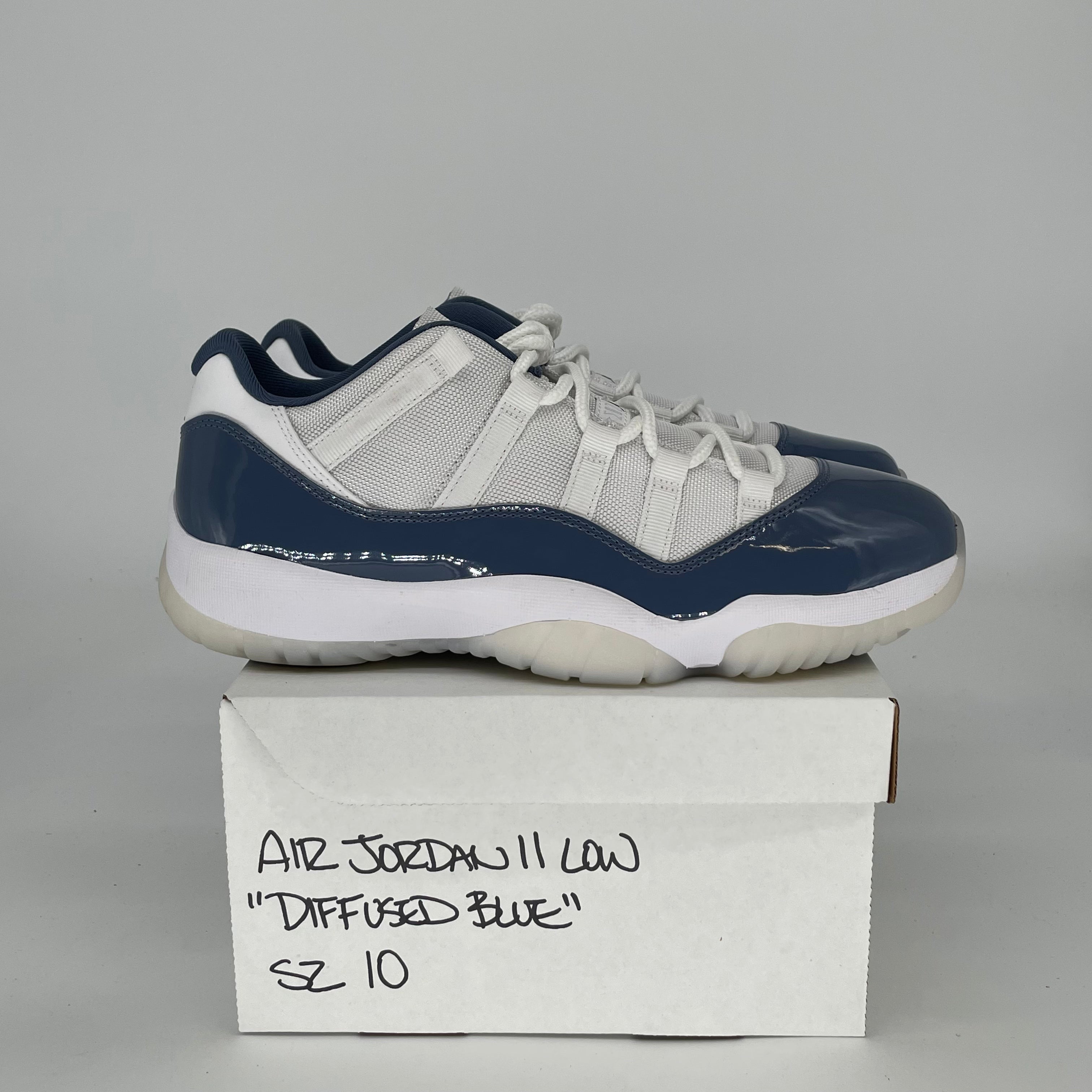 AIR JORDAN 11 LOW DIFFUSED BLUE FV5104-104 SIZE 10/11.5W