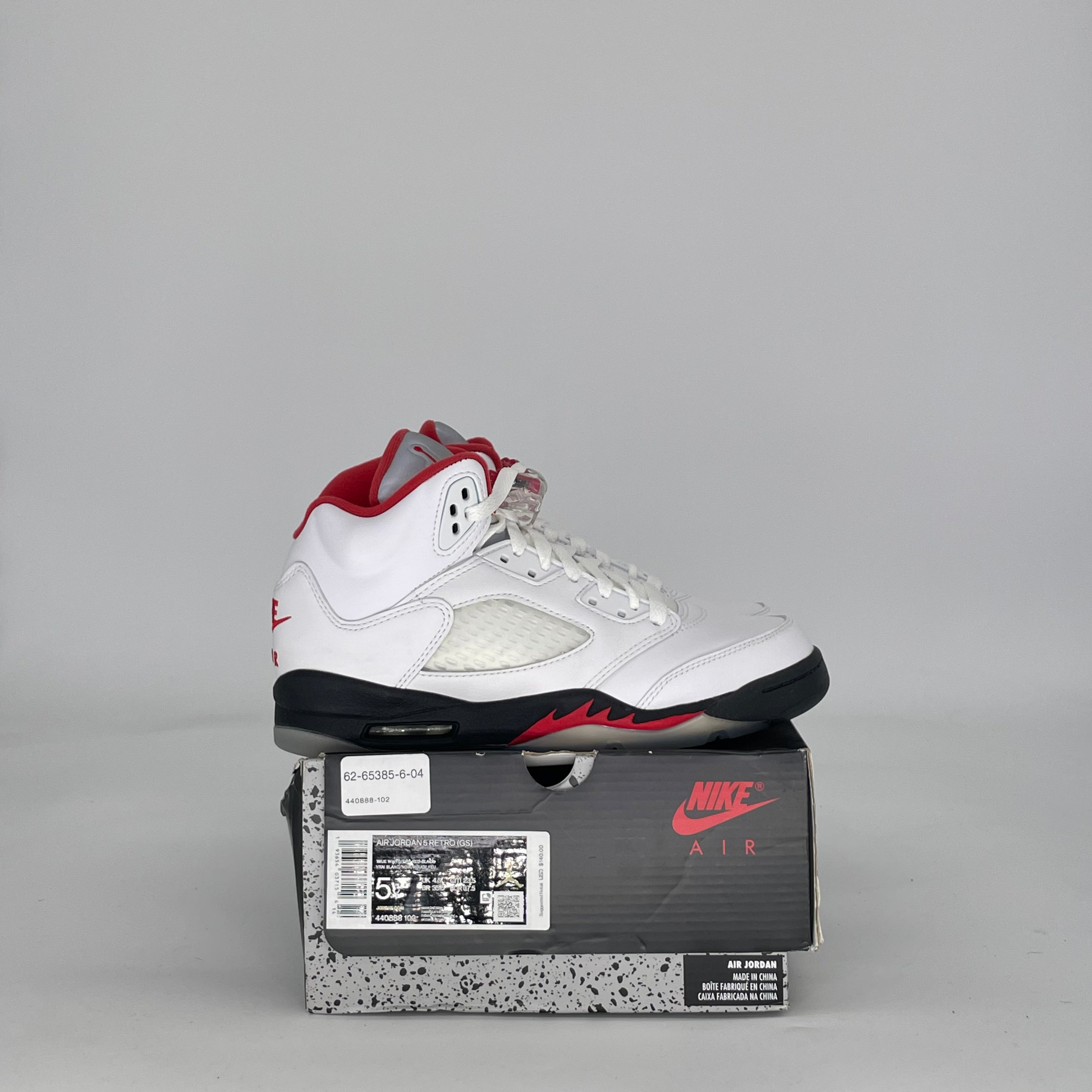 AIR JORDAN 5 FIRE RED SILVER TONGUE (2020) 440888-102 SIZE 5/6.5W GS