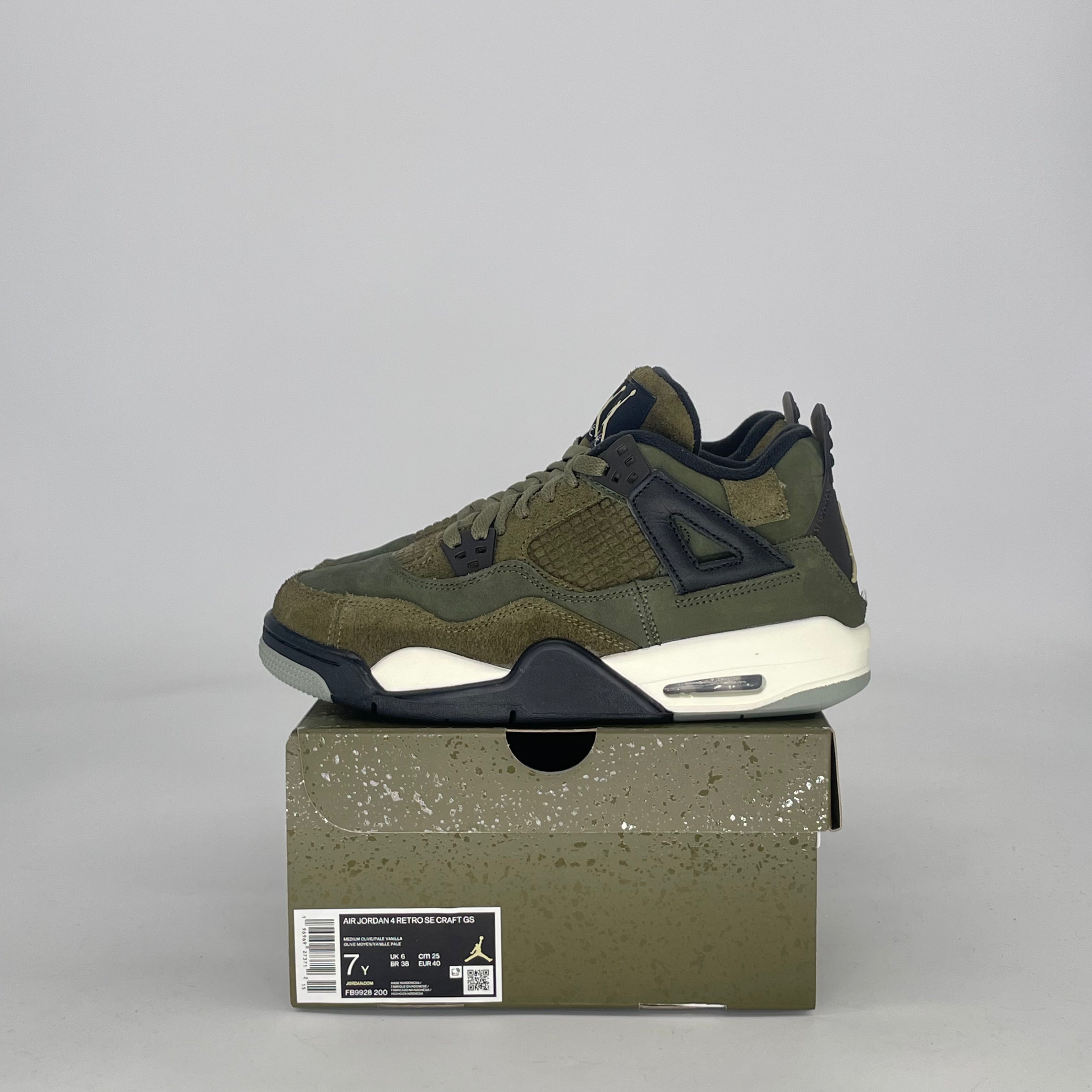 AIR JORDAN 4 CRAFT MEDIUM OLIVE FB9928-200 SIZE 7/8.5W GS