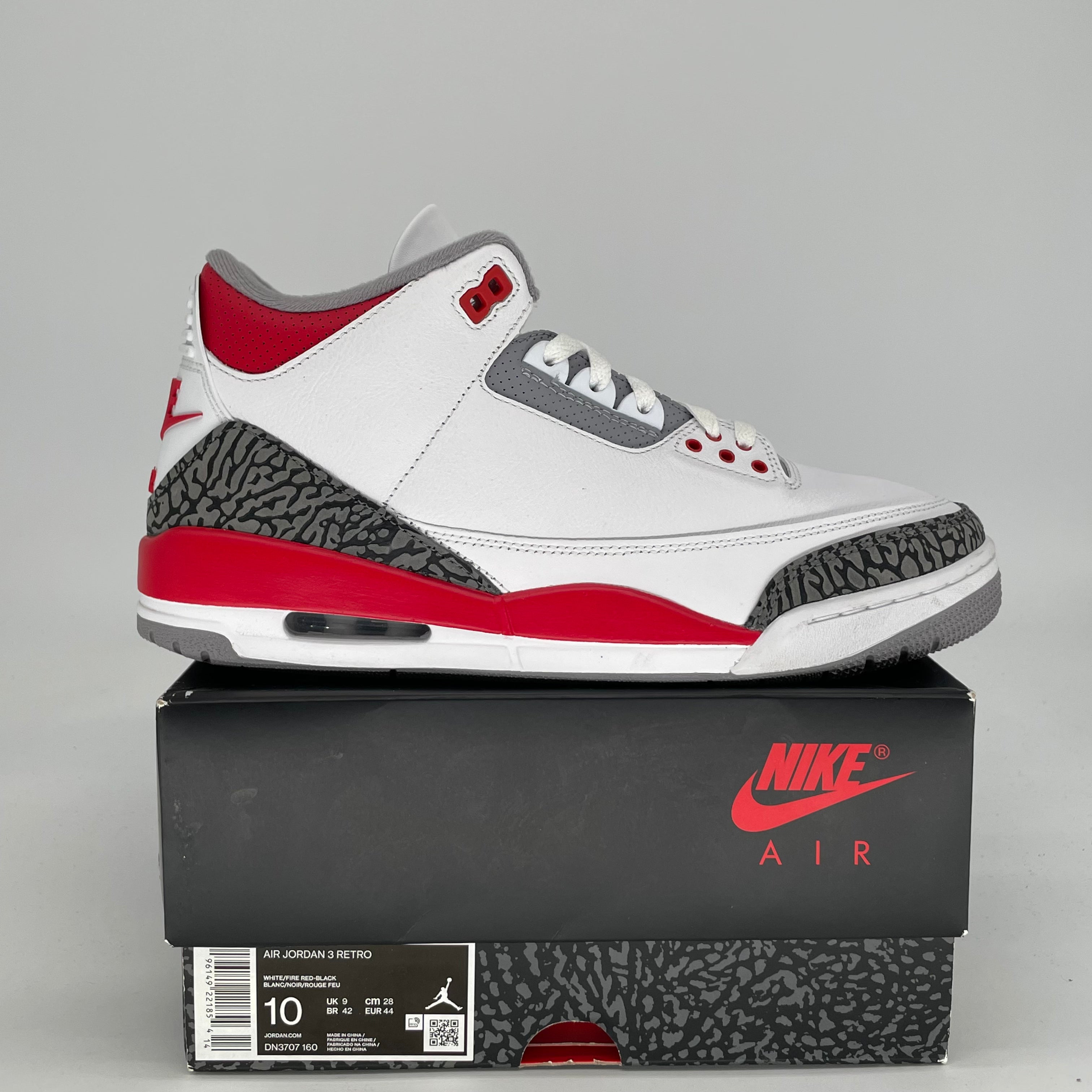 AIR JORDAN 3 FIRE RED DN3707-160 SIZE 10/11.5W