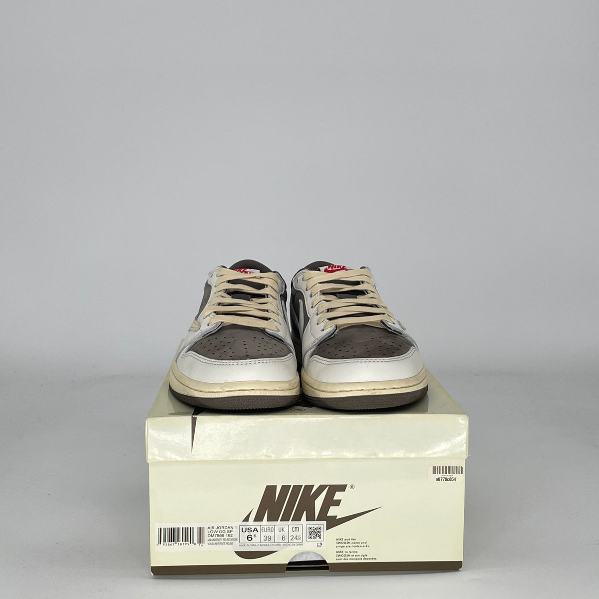 Jordan 1 Retro Low OG SP Travis Scott Reverse Mocha