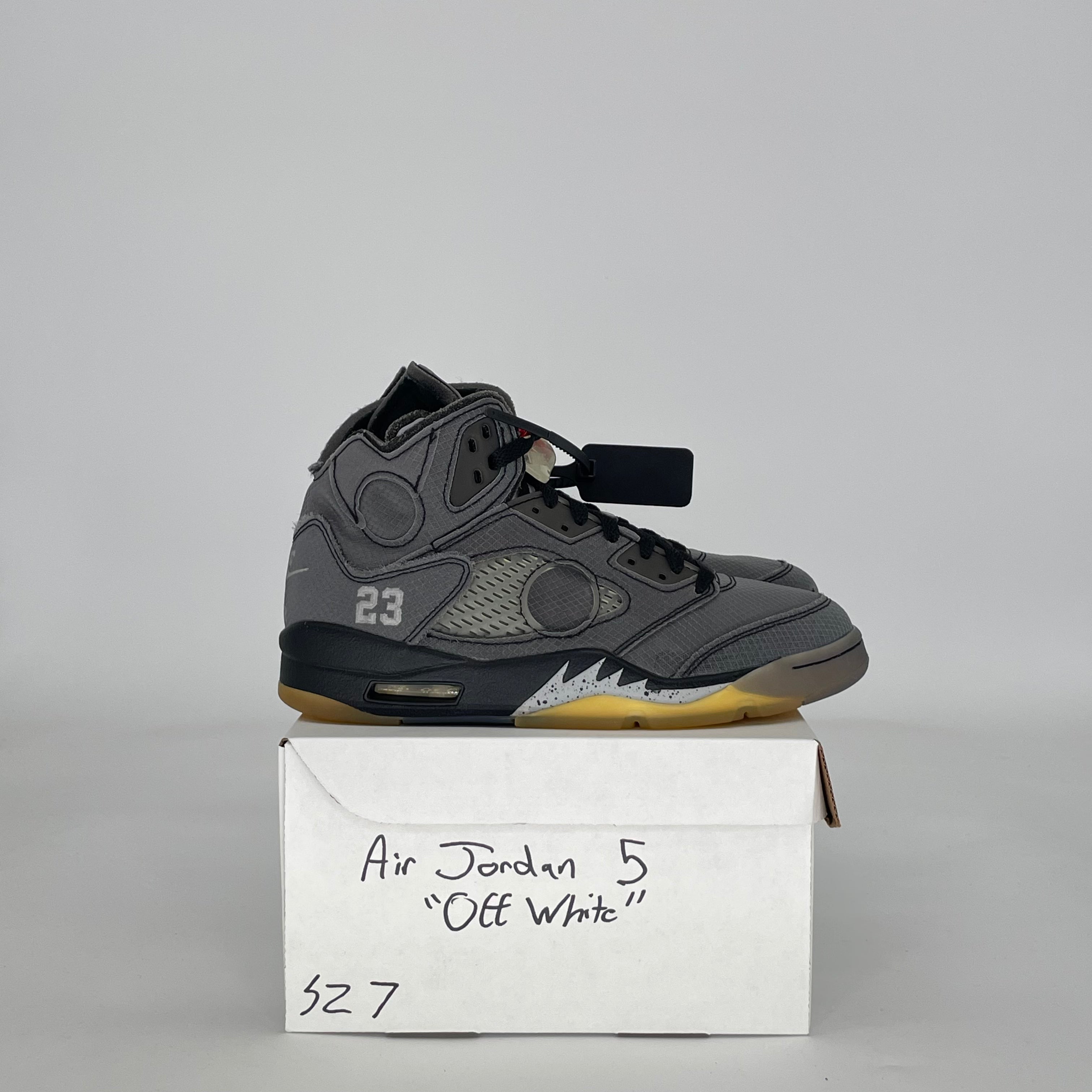 AIR JORDAN 5 OFF-WHITE MUSLIN CT8480-001 SIZE 7/8.5W GS