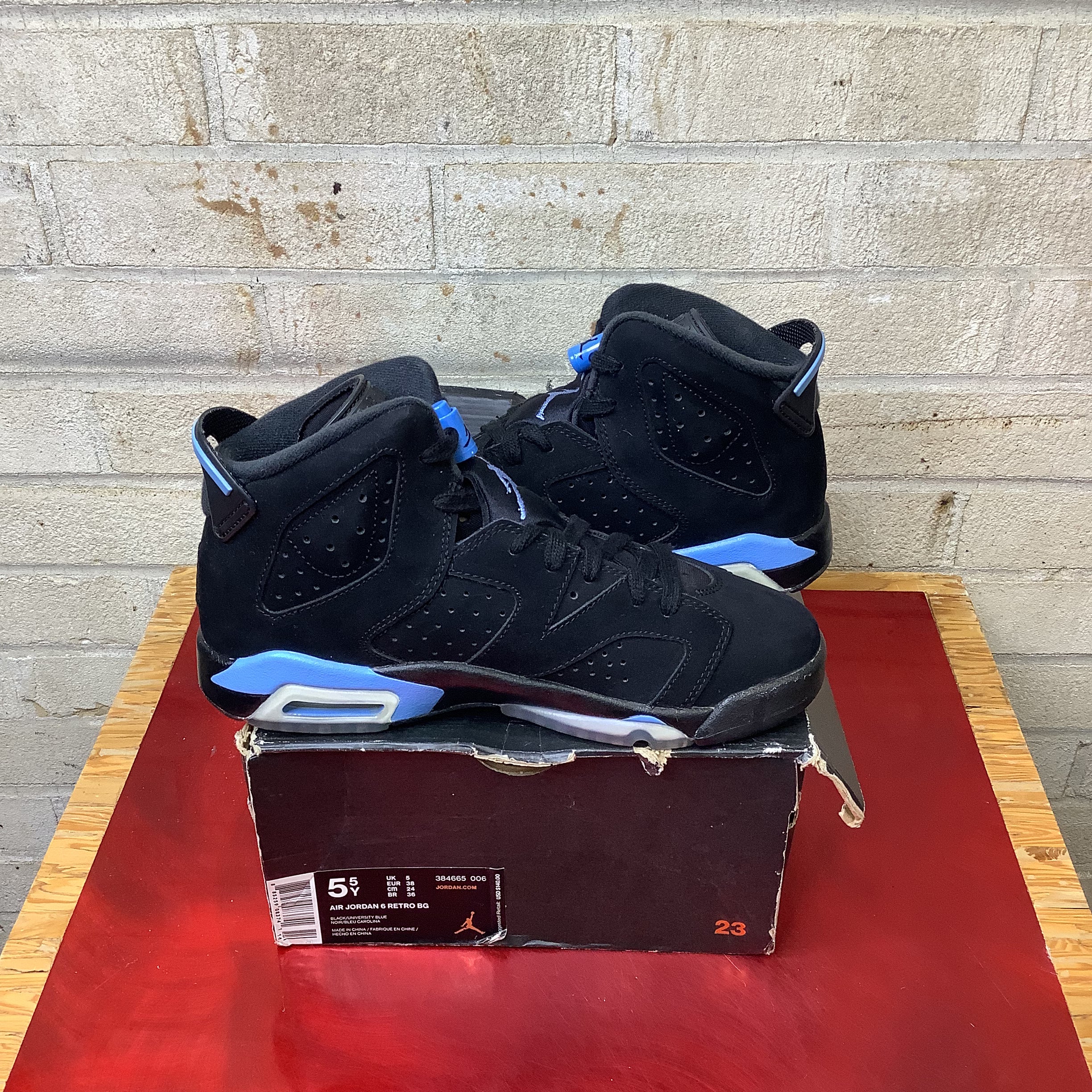 AIR JORDAN 6 UNC BLACK SIZE 5.5/7W 384665-006