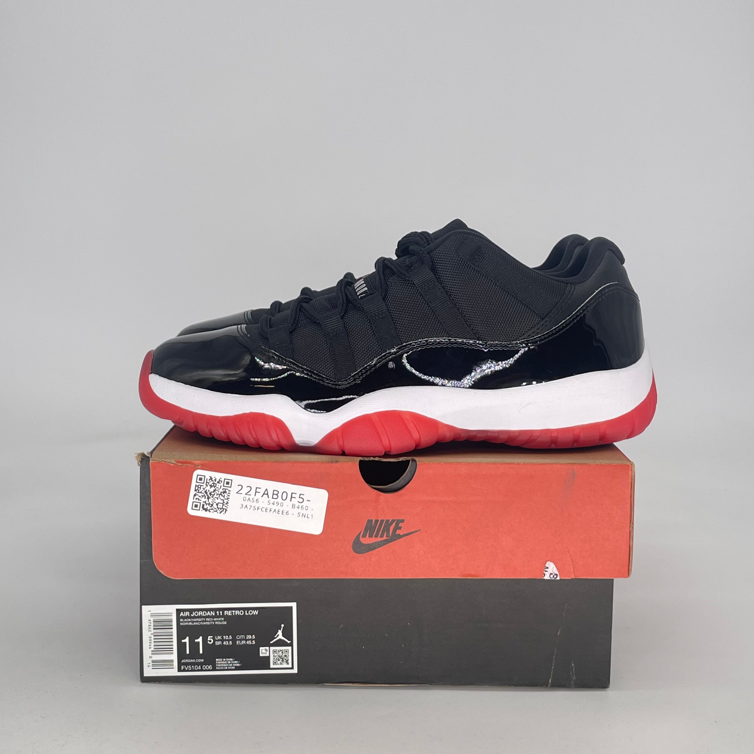 AIR JORDAN 11 LOW BRED FV5104-006 SIZE 11.5/13W