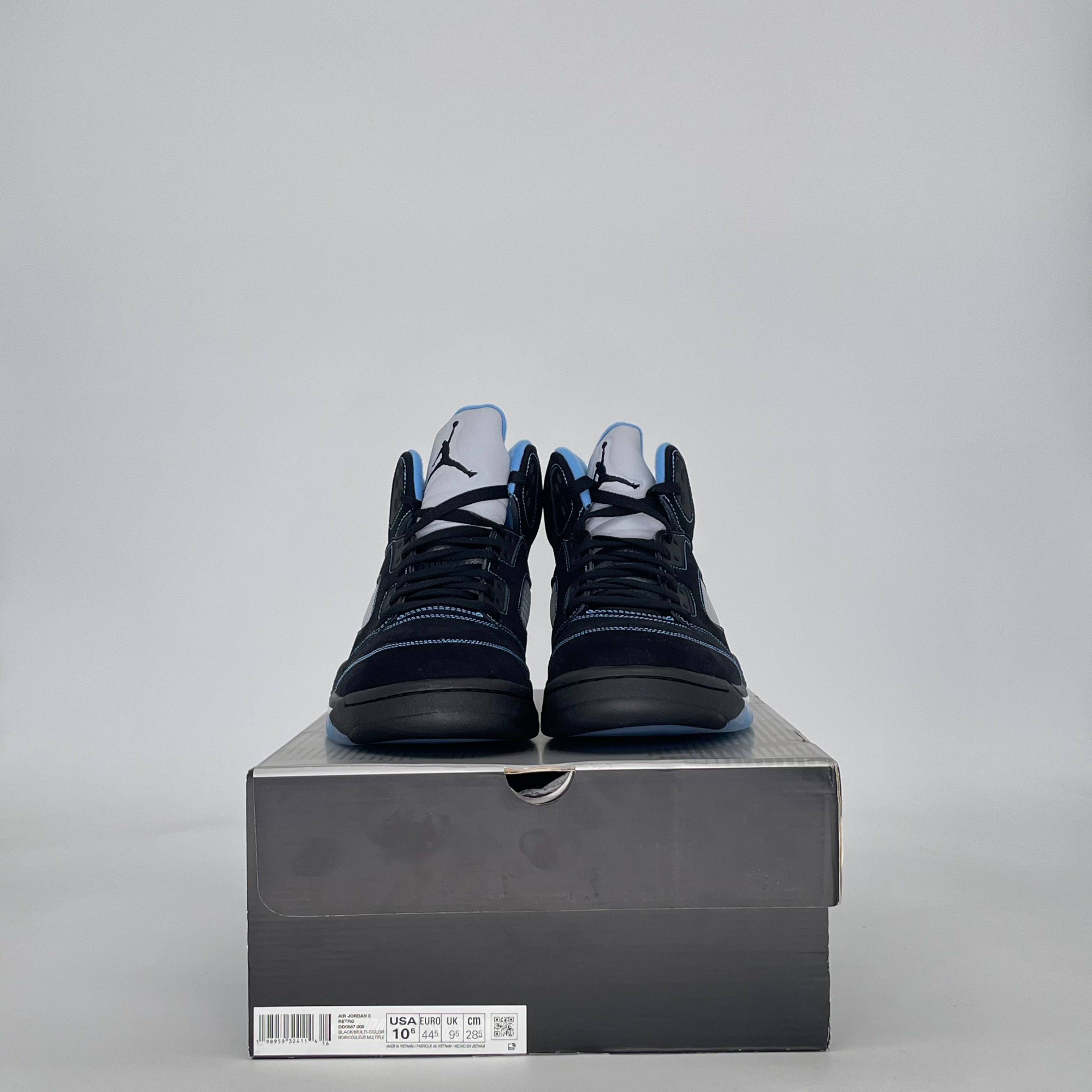 AIR JORDAN 5 BLACK UNIVERSITY BLUE DD0587-008 SIZE 10.5/12W
